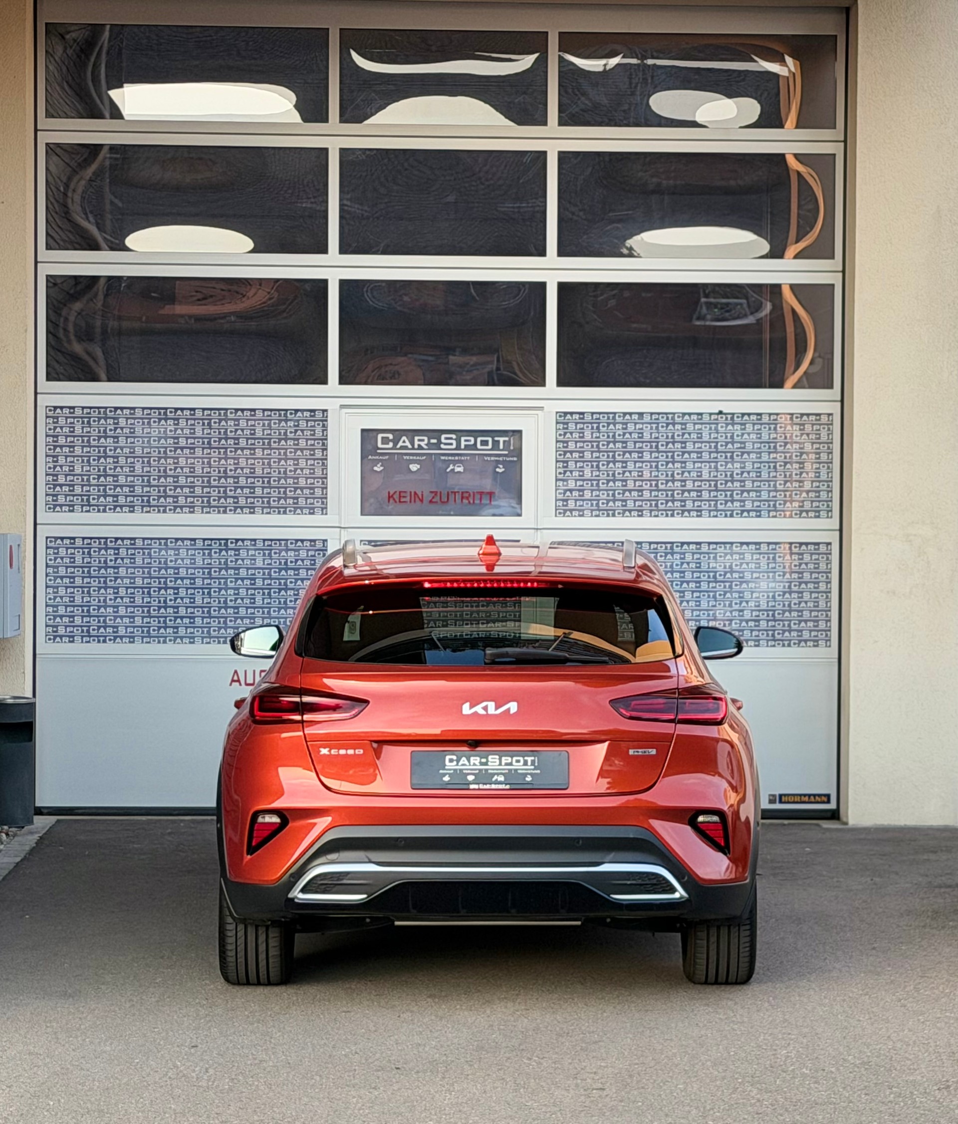 KIA Xceed 1.6 GDi Plug-in Hybrid Style DCT-image-4