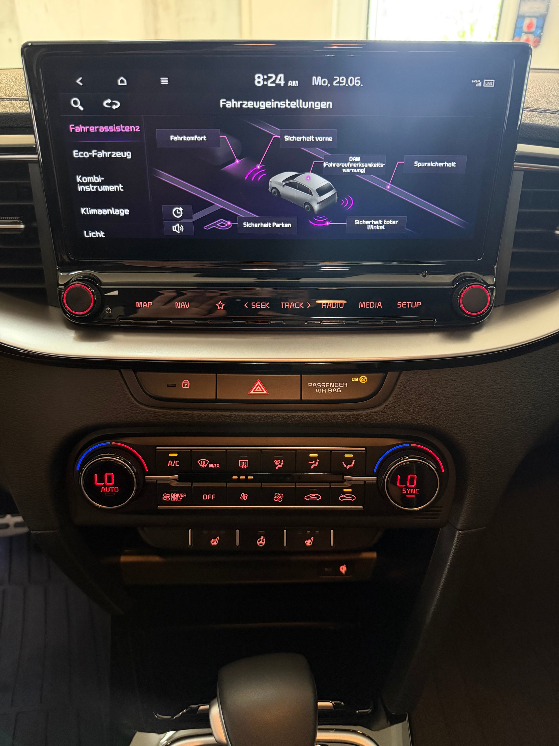 KIA Xceed 1.6 GDi Plug-in Hybrid Style DCT-image-22