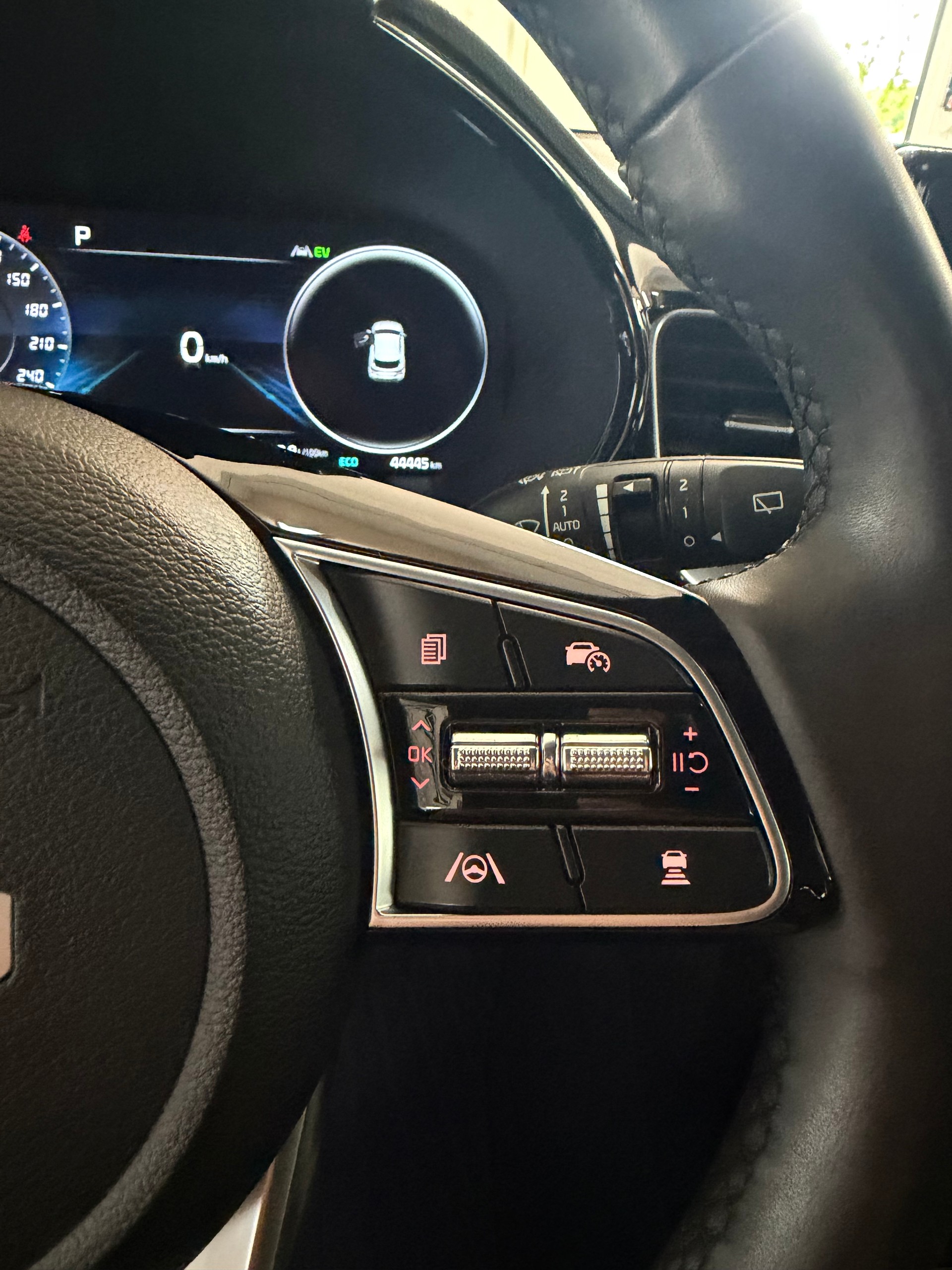 KIA Xceed 1.6 GDi Plug-in Hybrid Style DCT-image-19