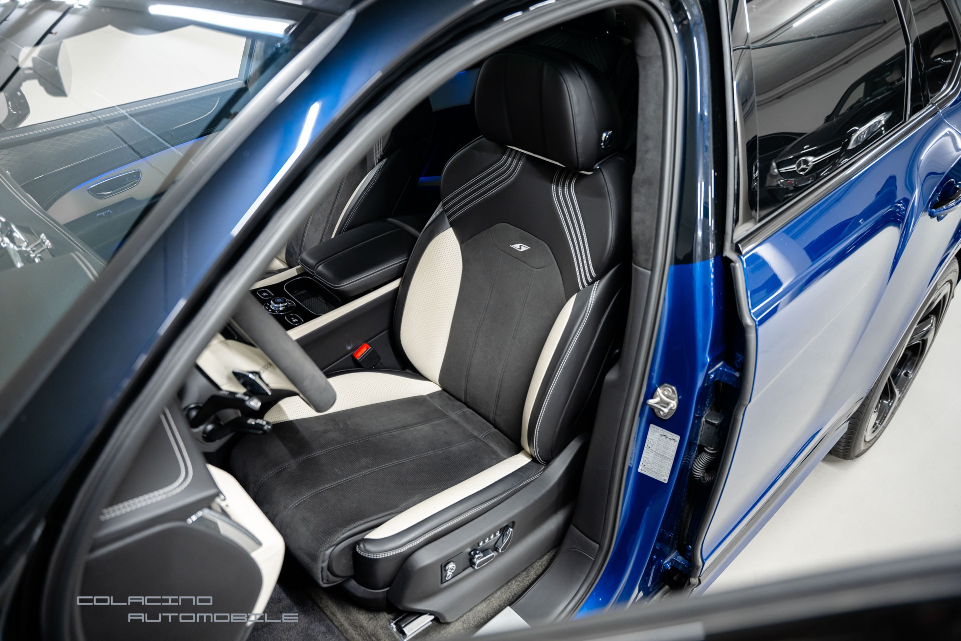 BENTLEY Bentayga V8 S-image-13
