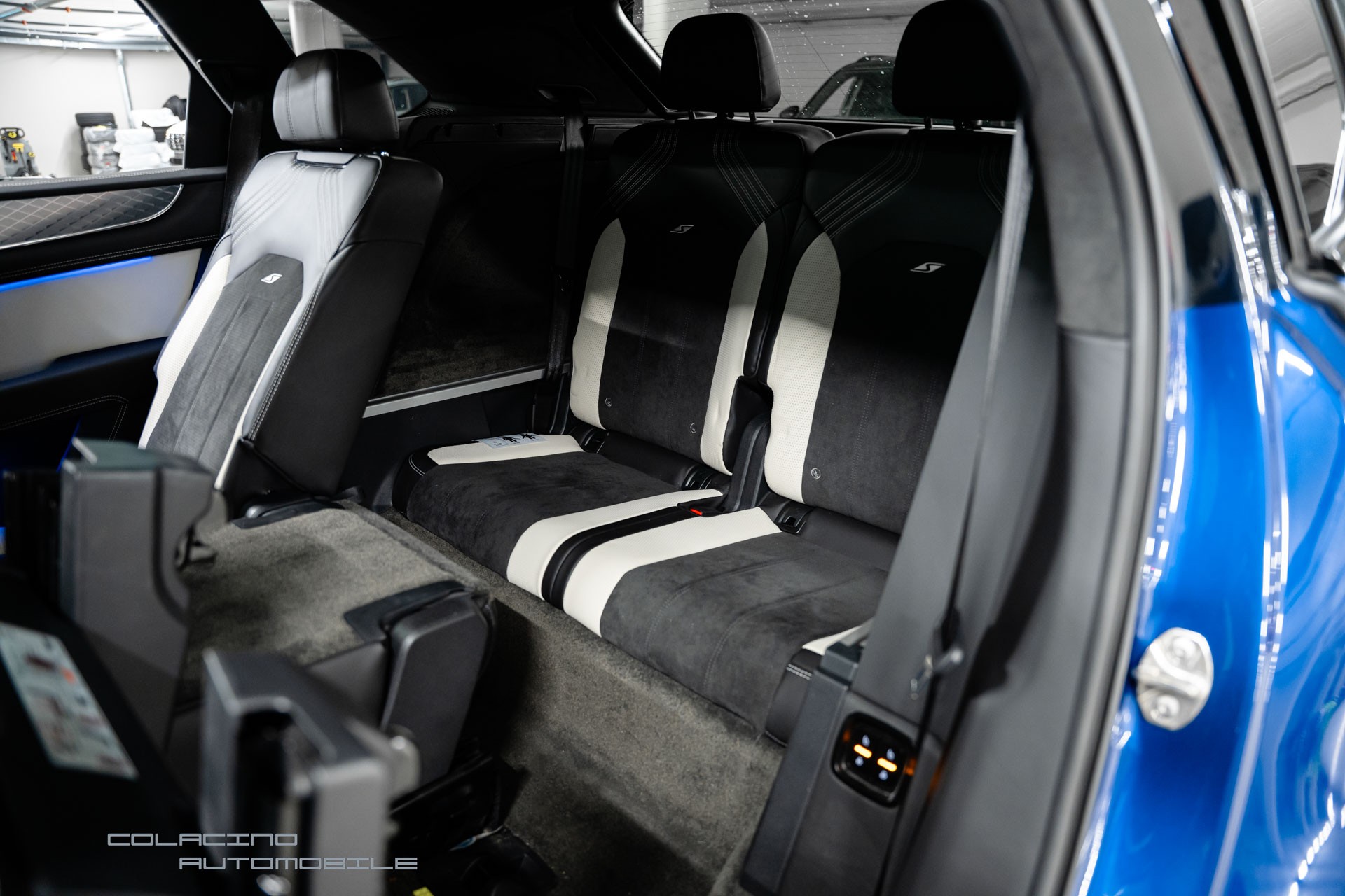 BENTLEY Bentayga V8 S-image-18