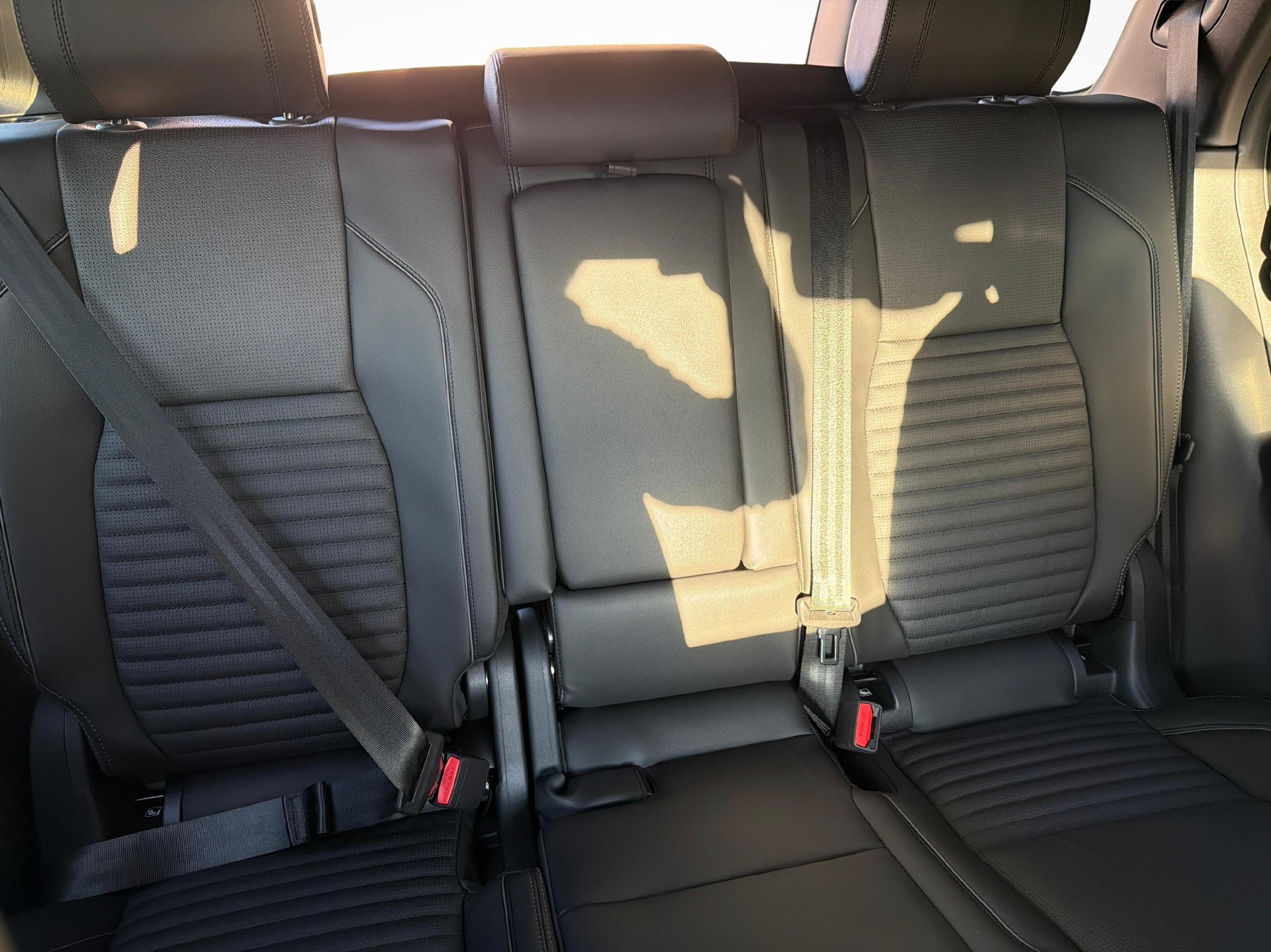 LAND ROVER Discovery Sport 1.5 T 270e Landmark-image-13