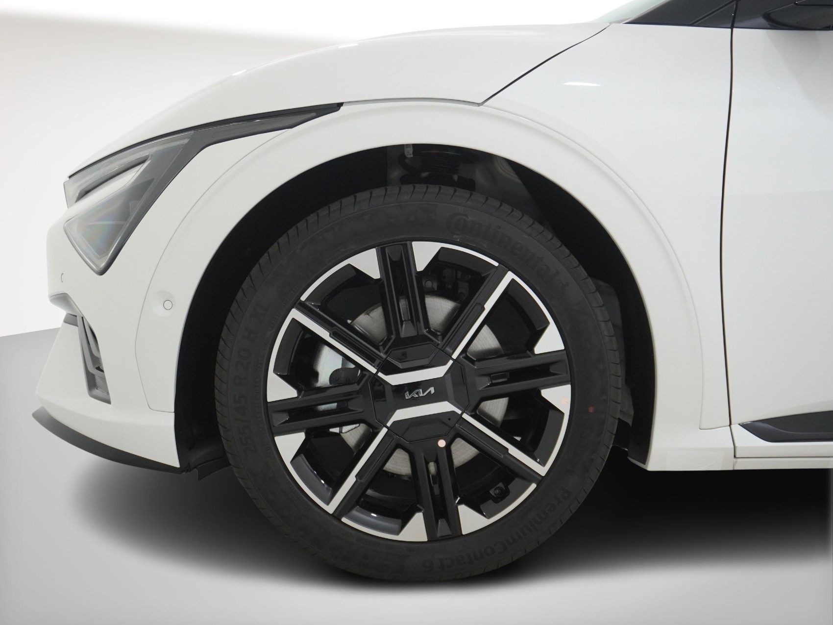 KIA EV6 84 kWh GT-Line 4x4-image-8