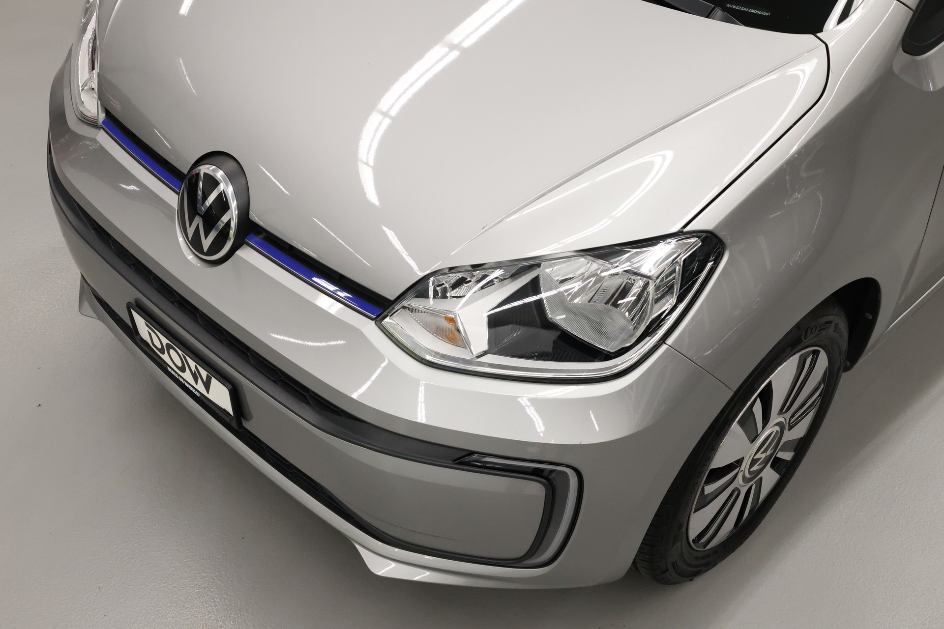 VW Up e-image-5
