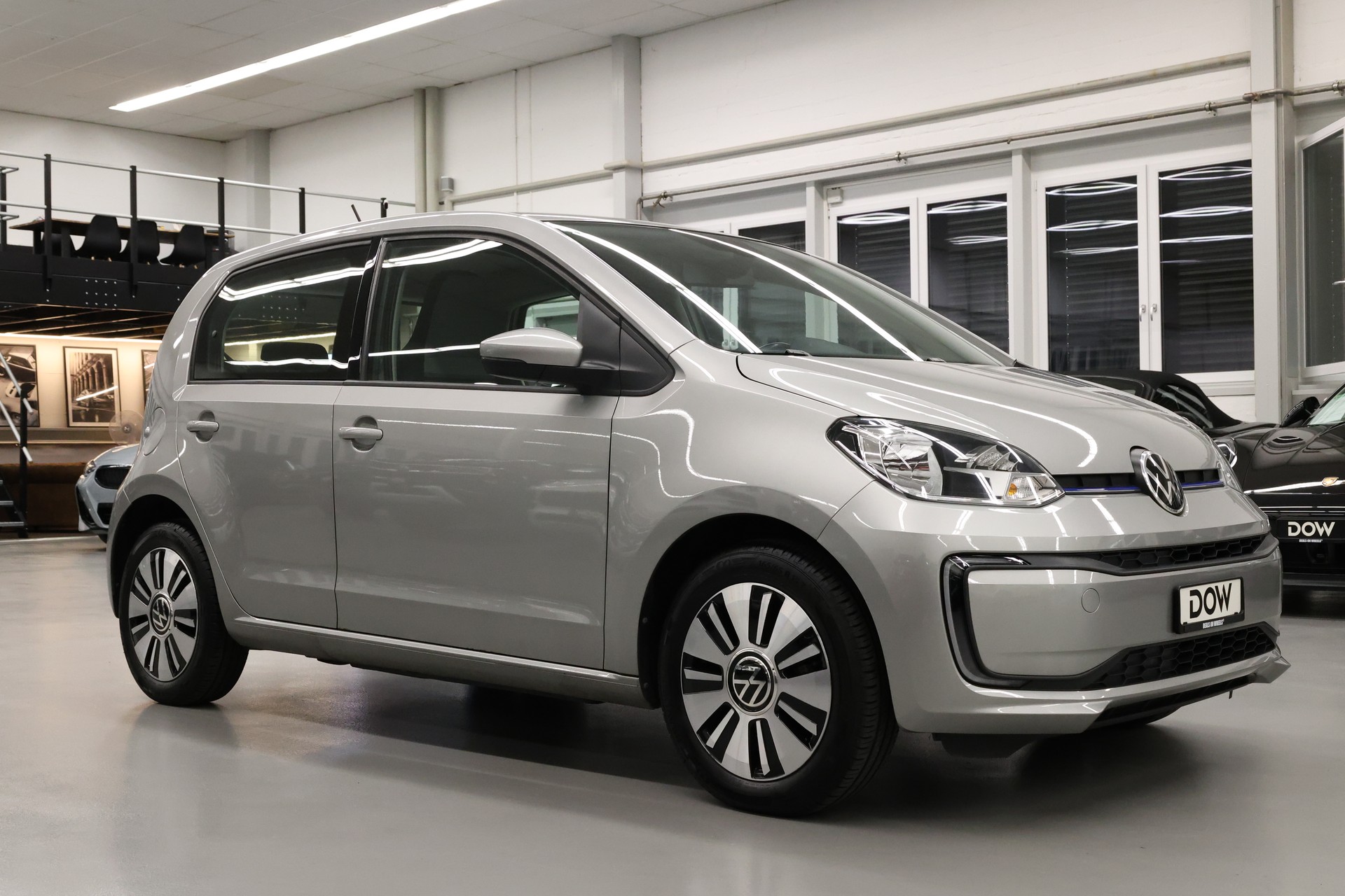 VW Up e-image-1