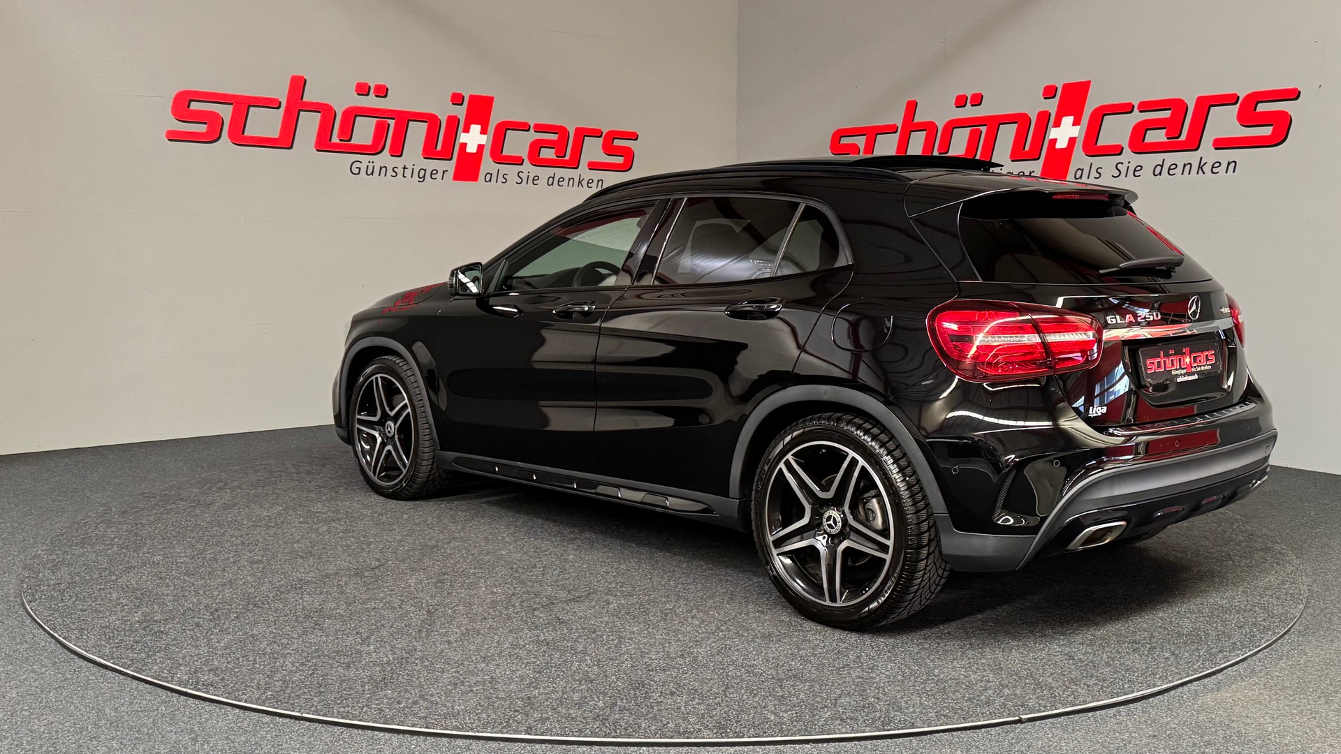 MERCEDES-BENZ GLA 250 AMG Line 4Matic 7G-DCT-image-3