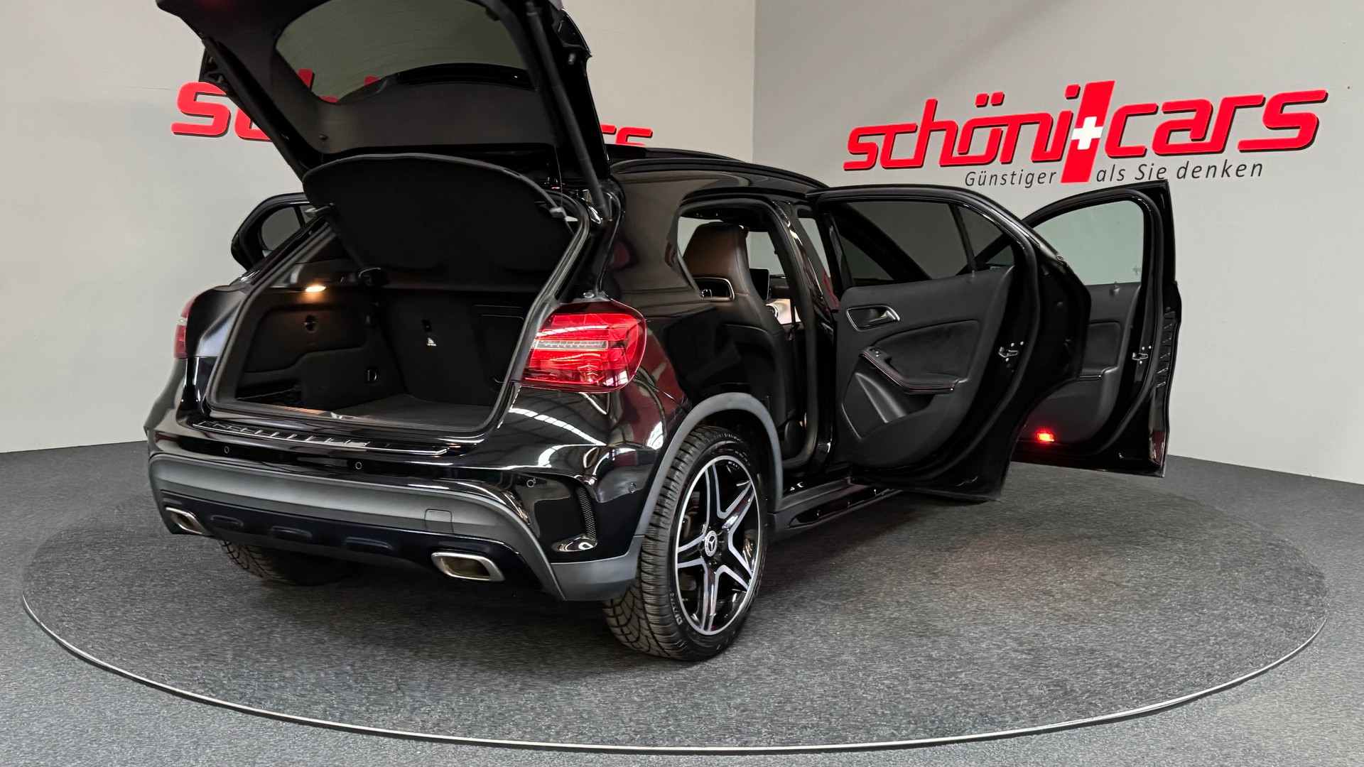 MERCEDES-BENZ GLA 250 AMG Line 4Matic 7G-DCT-image-6