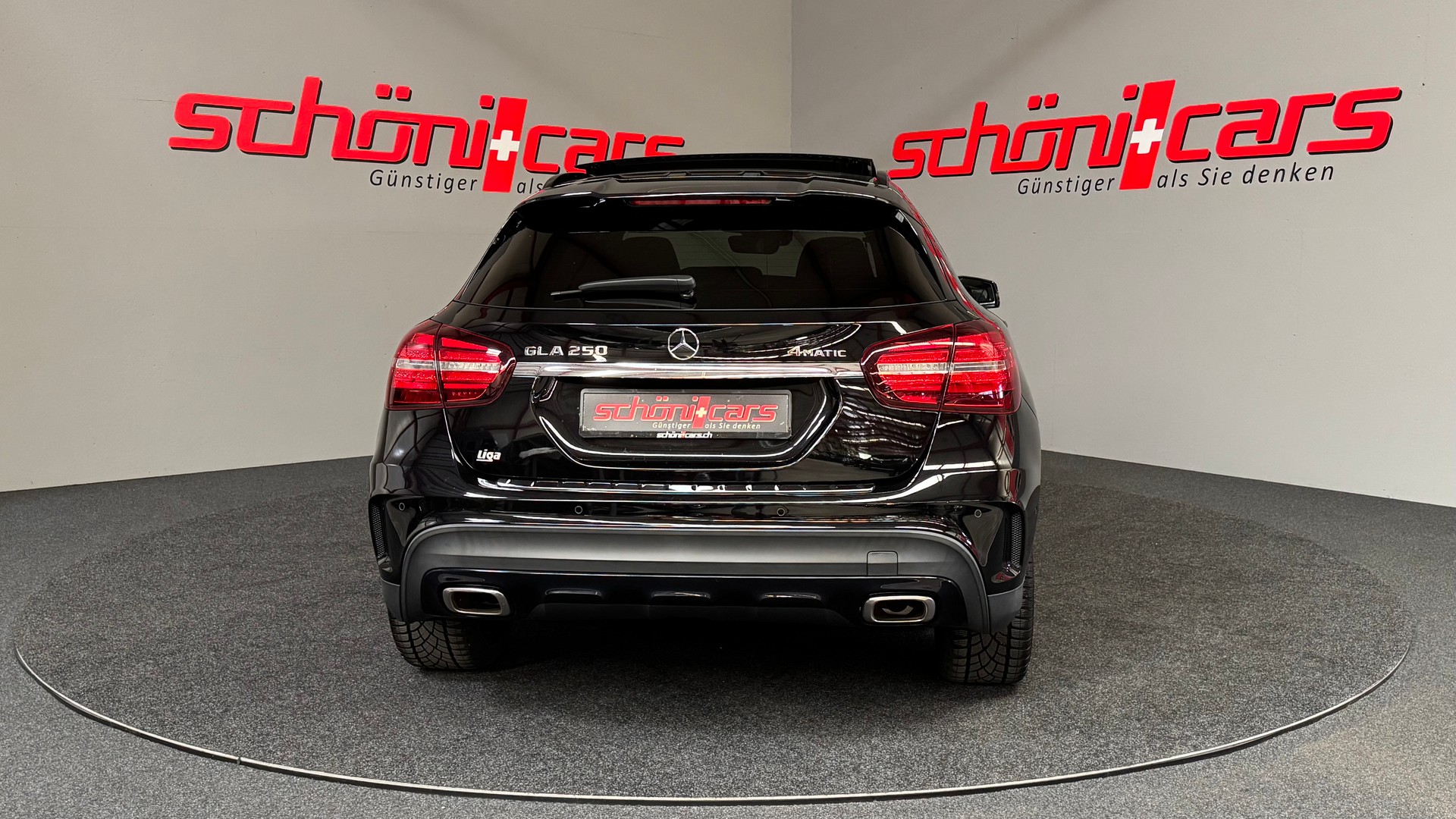 MERCEDES-BENZ GLA 250 AMG Line 4Matic 7G-DCT-image-4