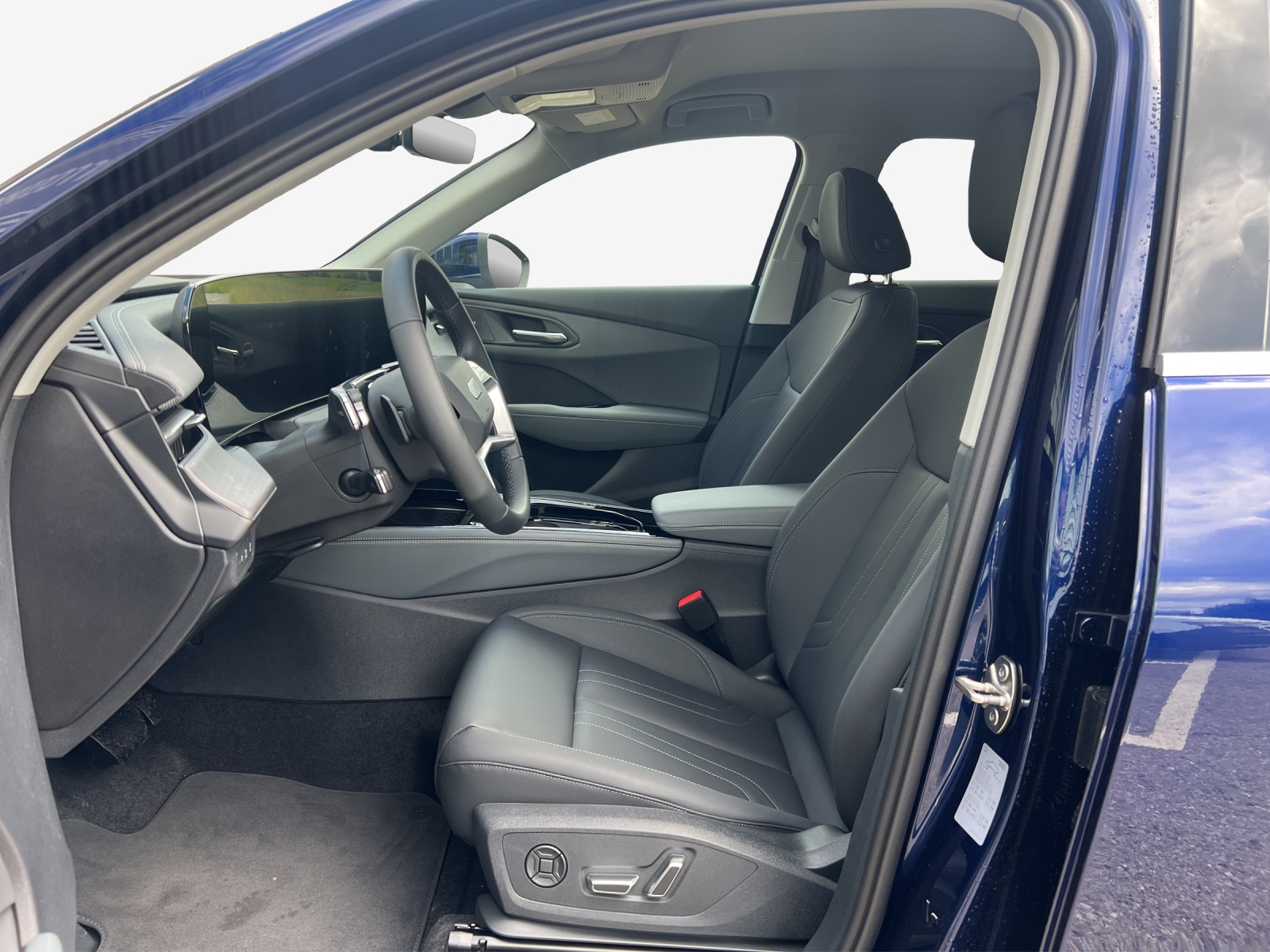 AUDI Q3 SUV e-hybrid 200 kW S tronig-image-9