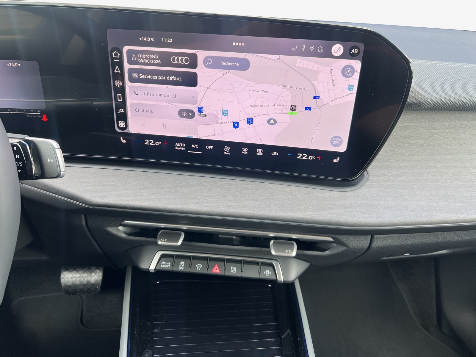 AUDI Q3 SUV e-hybrid 200 kW S tronig-image-13