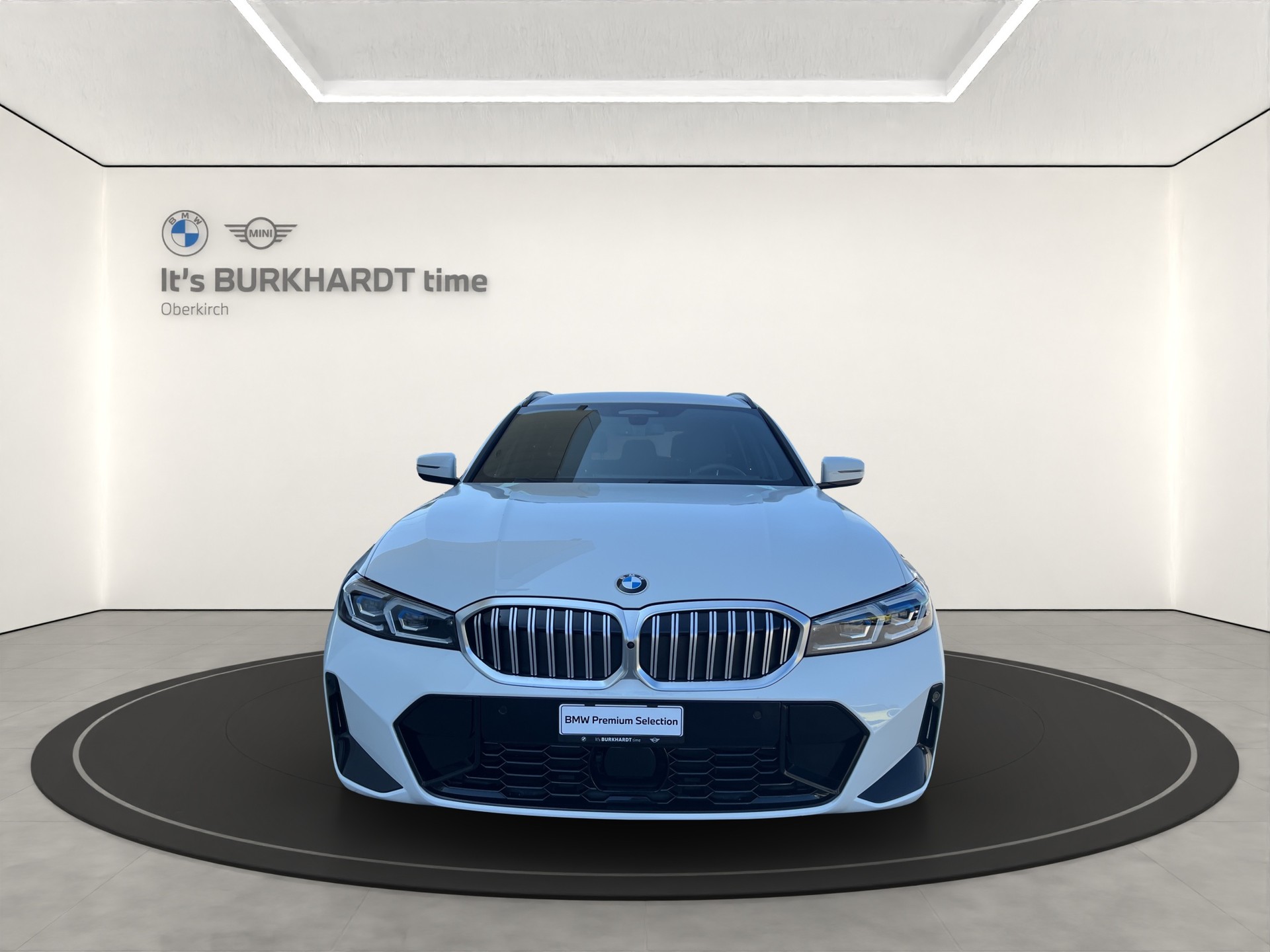 BMW 320d xDr 48V Tour M Sport-image-8