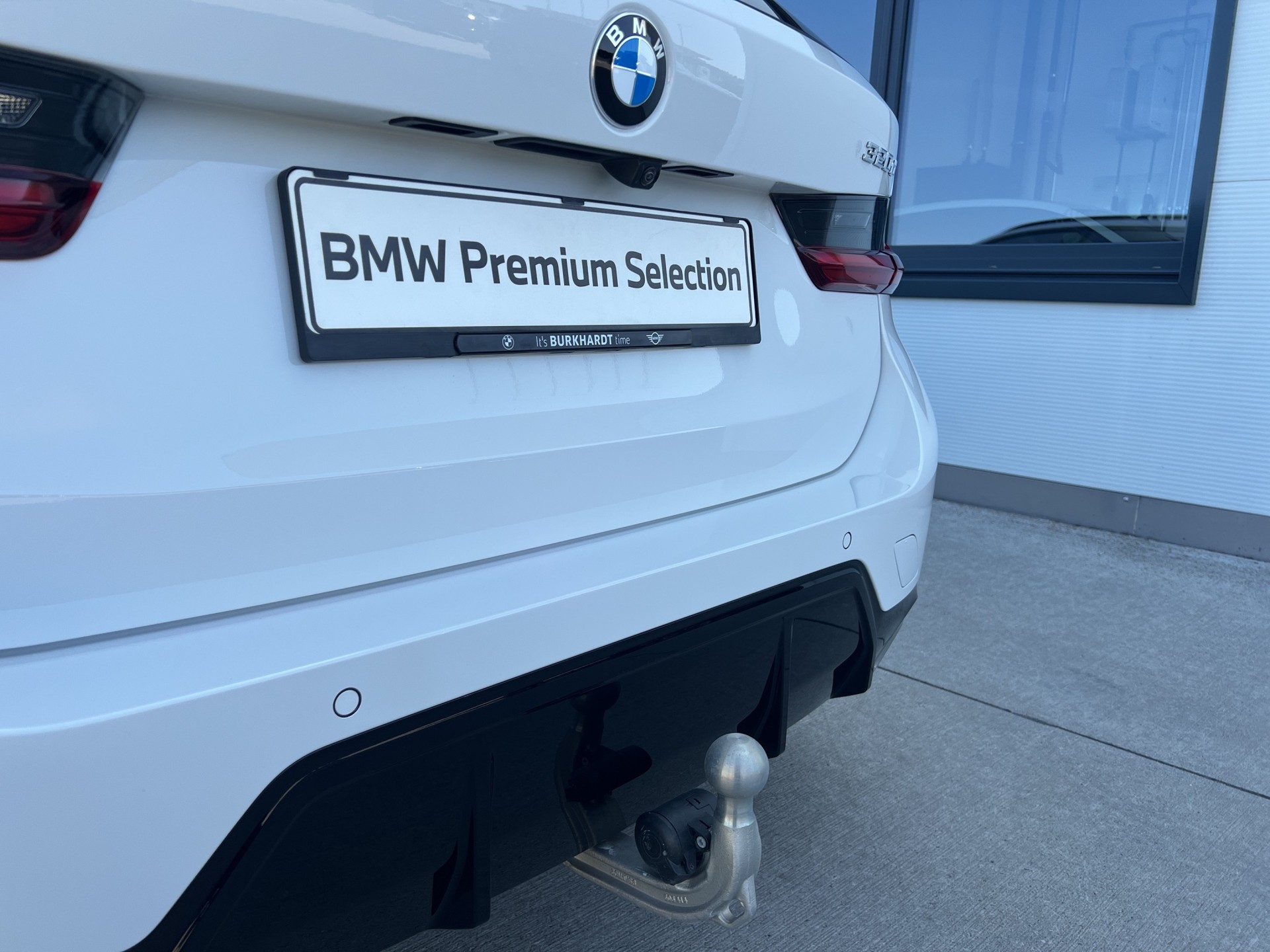 BMW 320d xDr 48V Tour M Sport-image-23