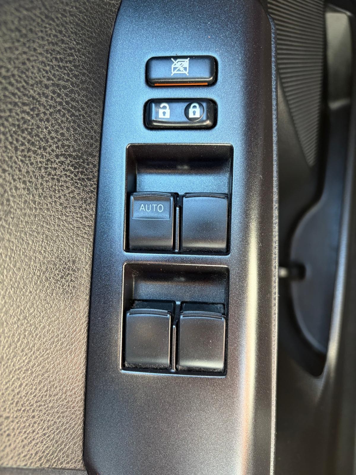 TOYOTA RAV-4 2.5 HSD Style e-CVT-image-14