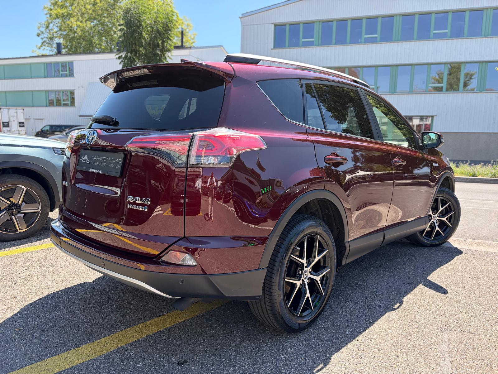 TOYOTA RAV-4 2.5 HSD Style e-CVT-showroom-element-3