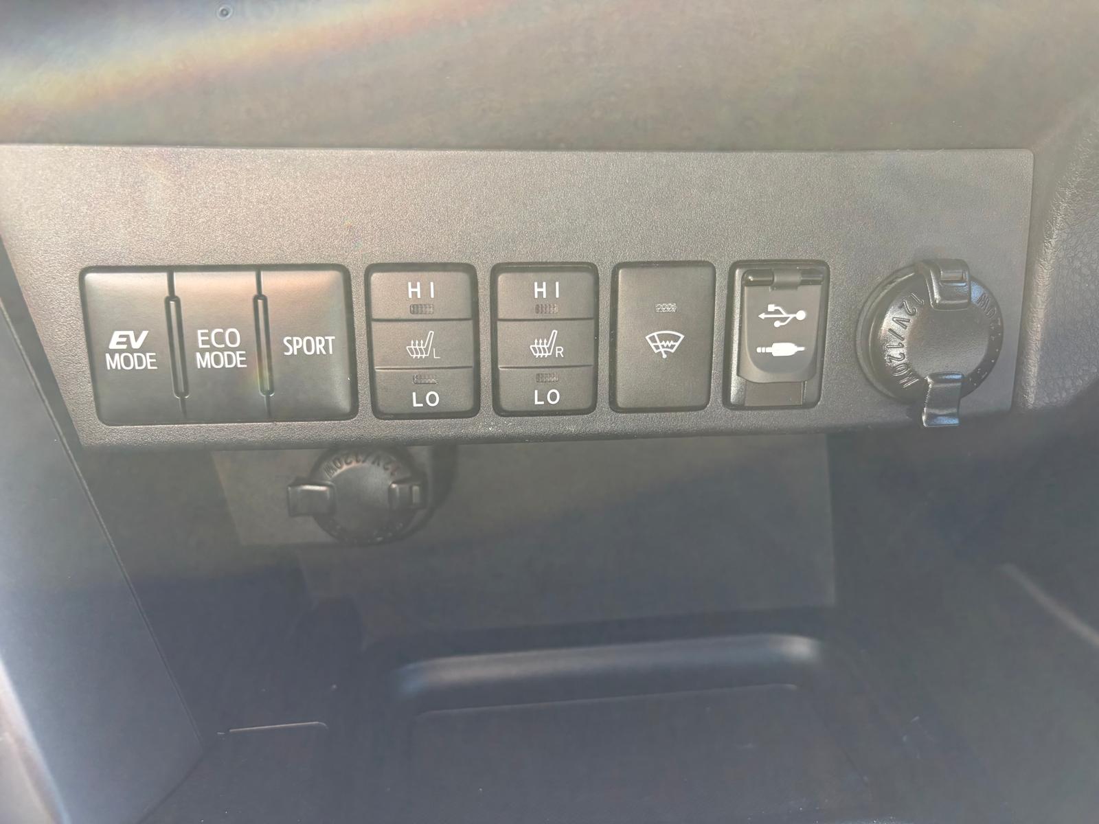 TOYOTA RAV-4 2.5 HSD Style e-CVT-image-17
