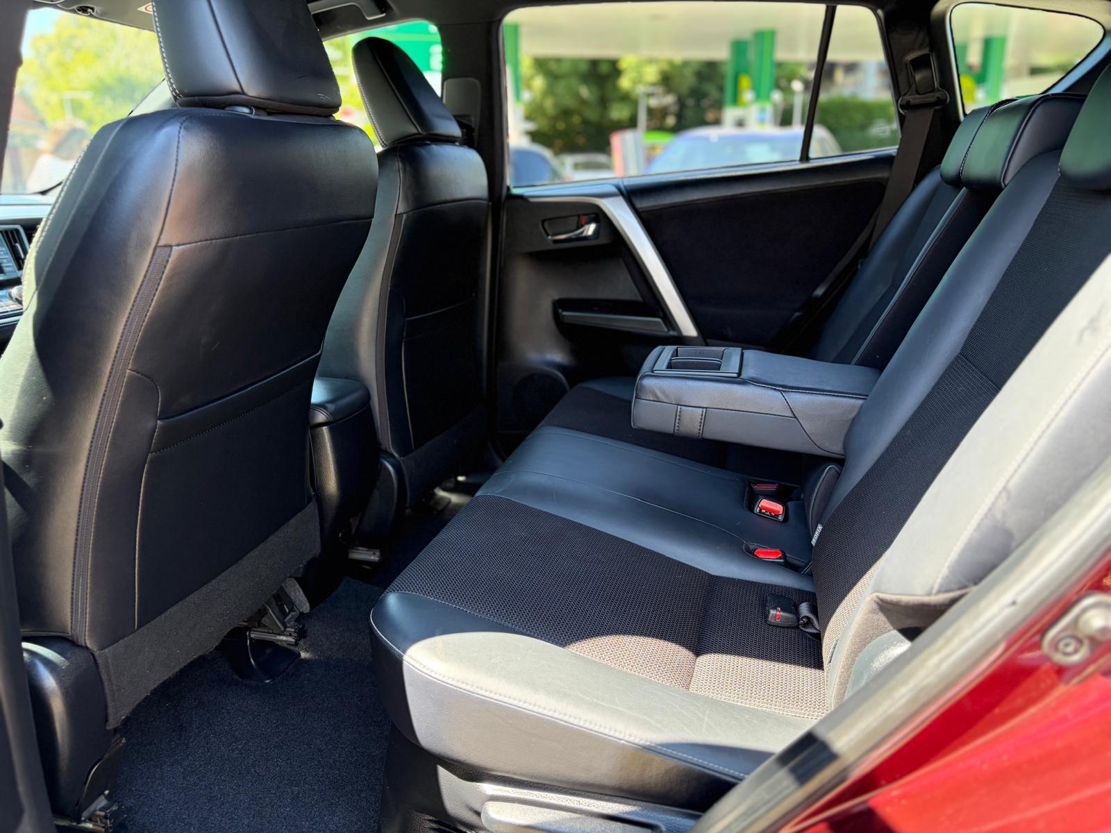 TOYOTA RAV-4 2.5 HSD Style e-CVT-image-9