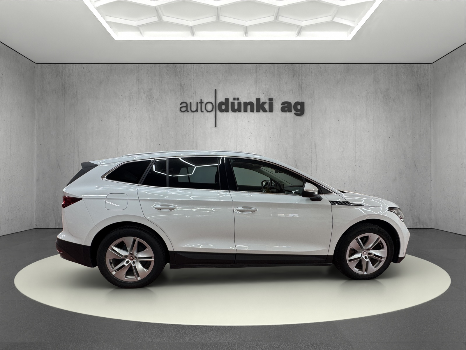 SKODA Enyaq iV 80-image-4