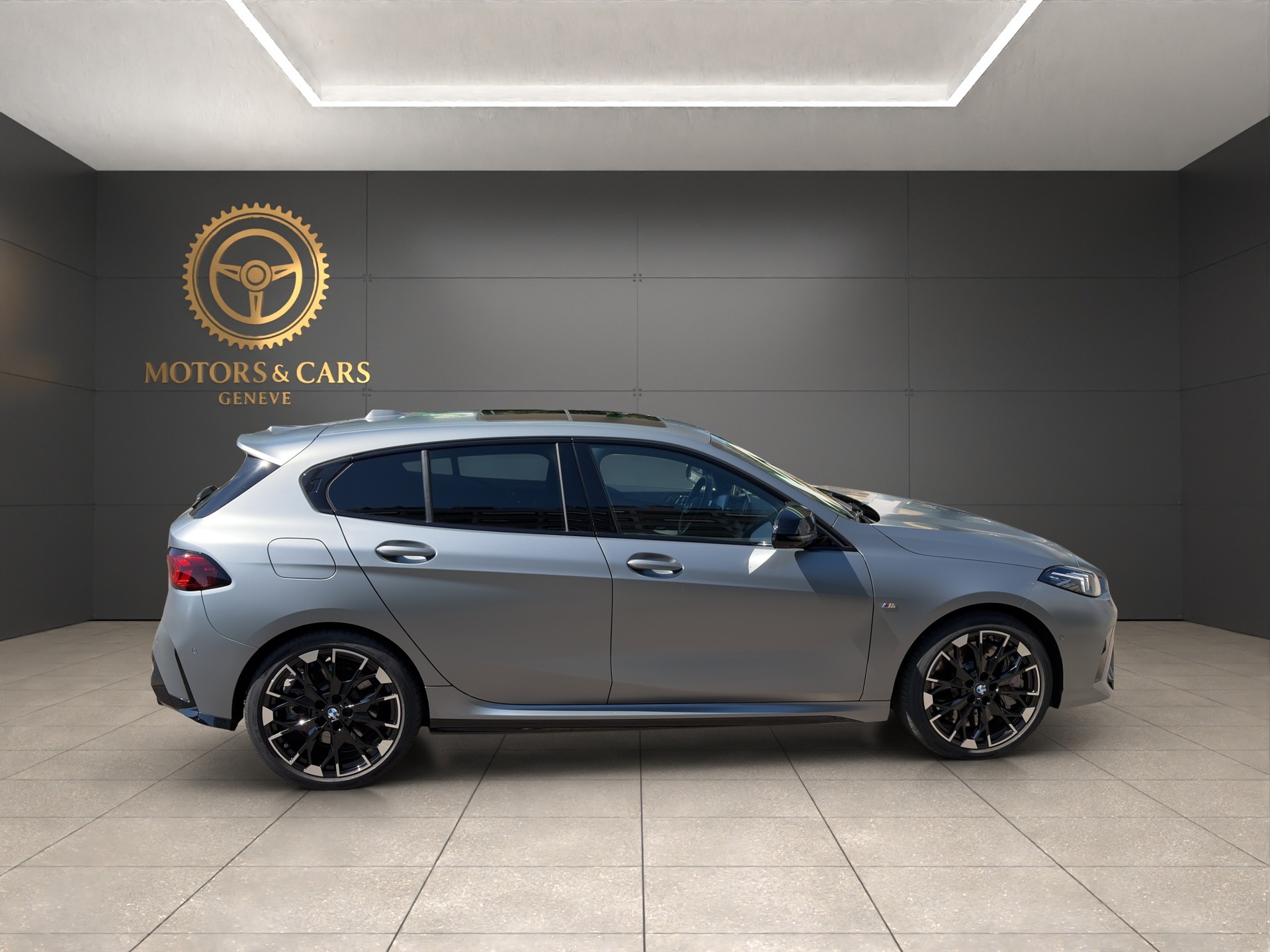 BMW M135 xDrive-image-4