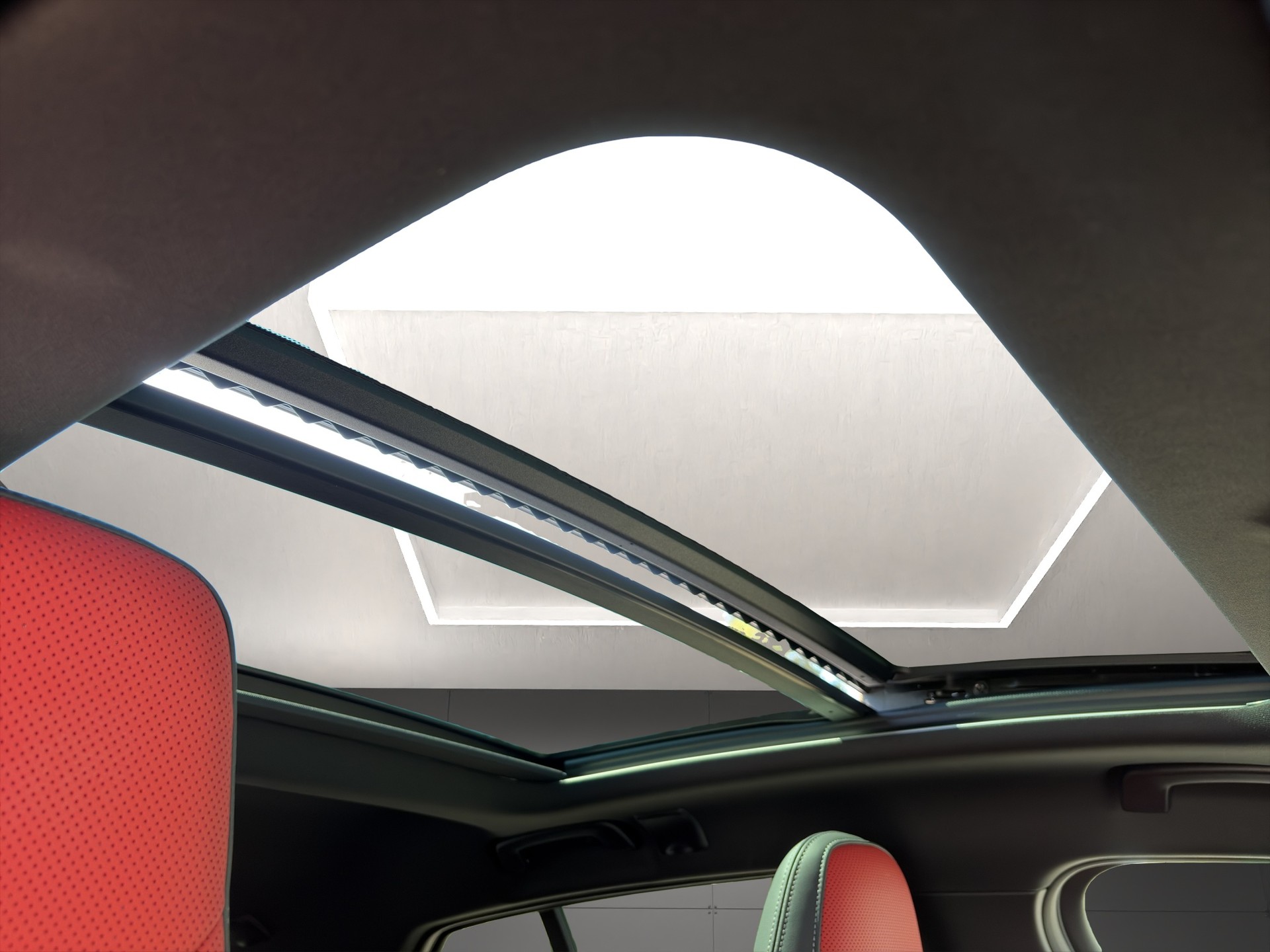 BMW M135 xDrive-image-16