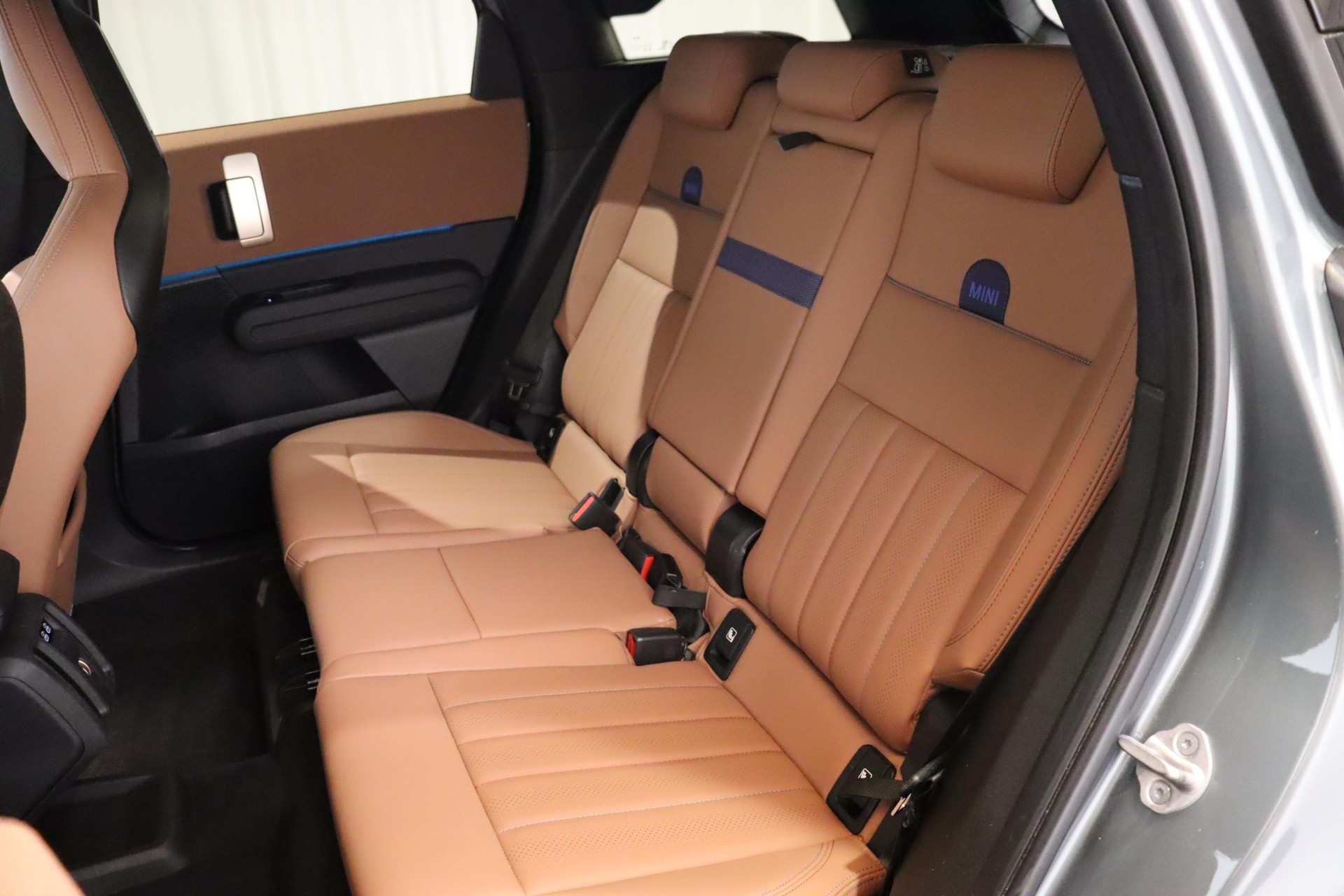 MINI Countryman U25 2.0i S ALL4-image-10