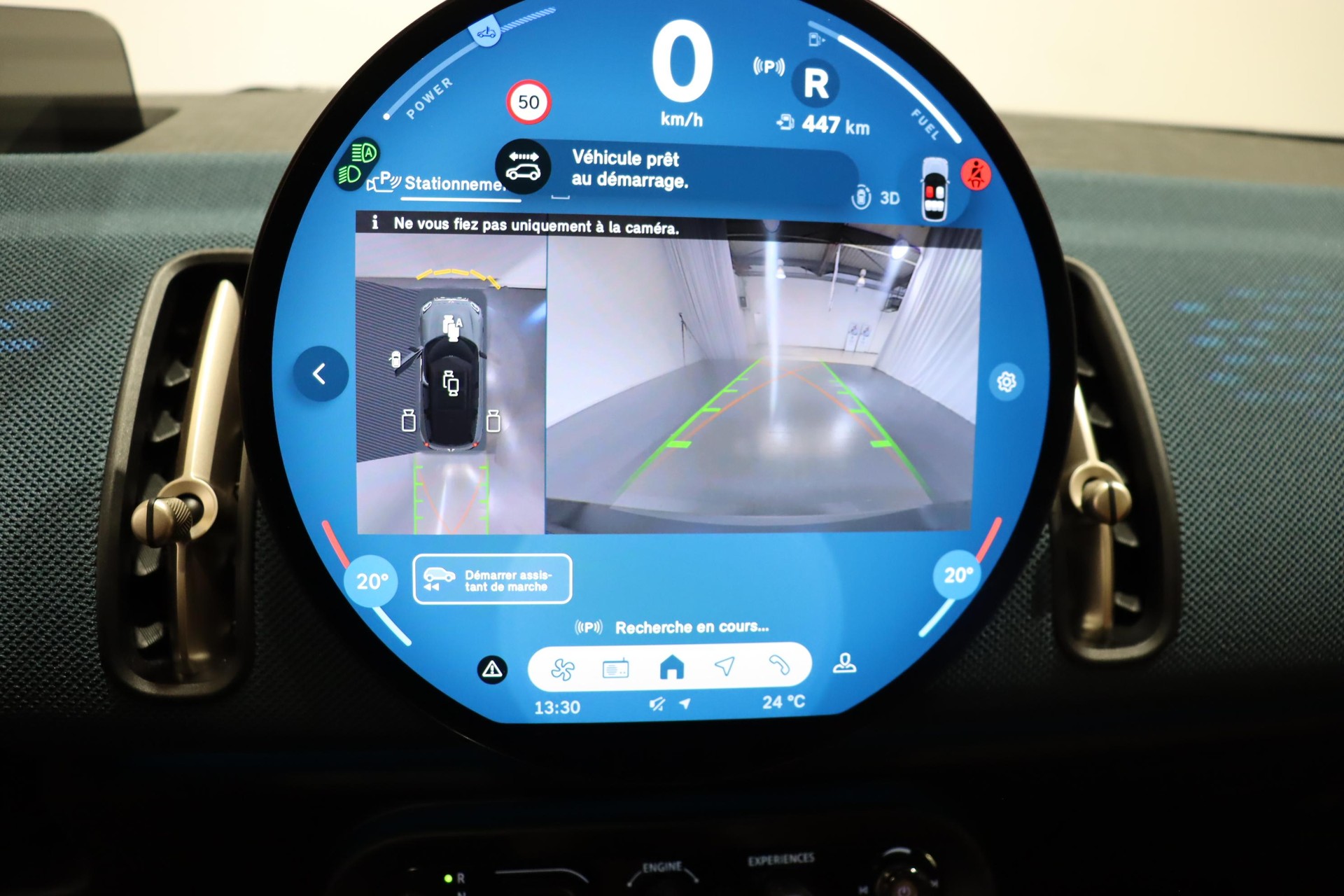 MINI Countryman U25 2.0i S ALL4-image-16