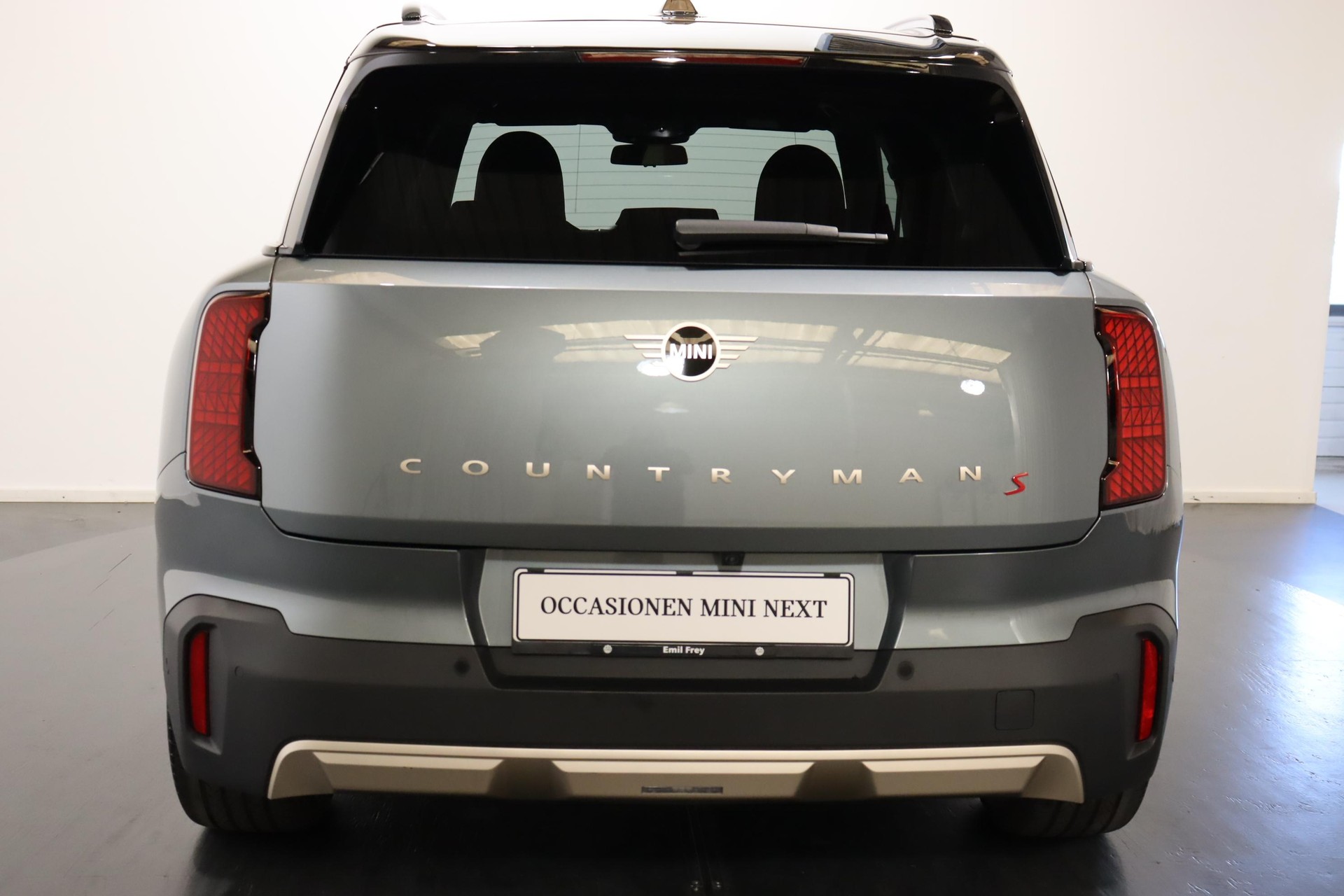 MINI Countryman U25 2.0i S ALL4-image-5