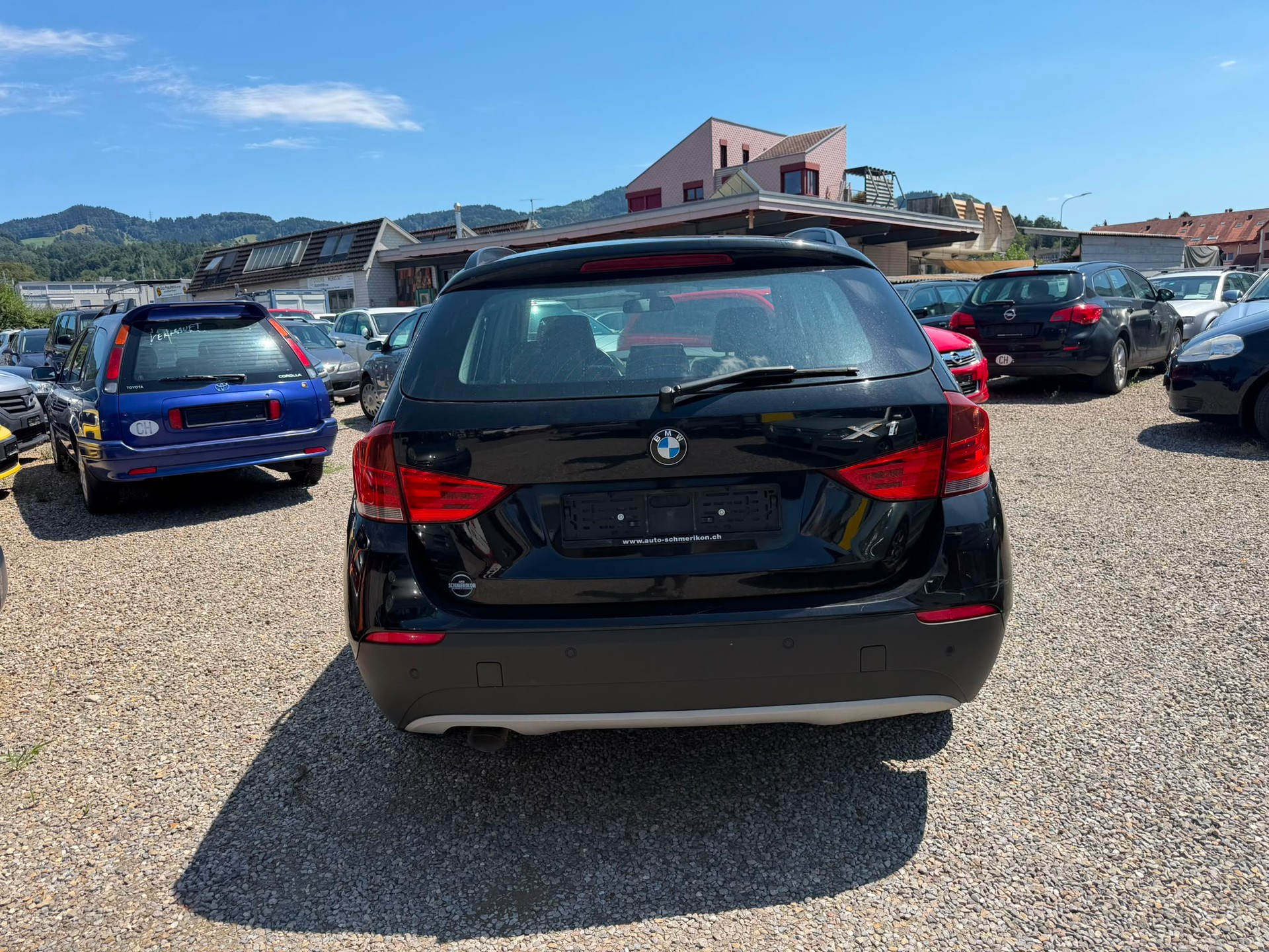 BMW X1 xDrive 18d-image-4