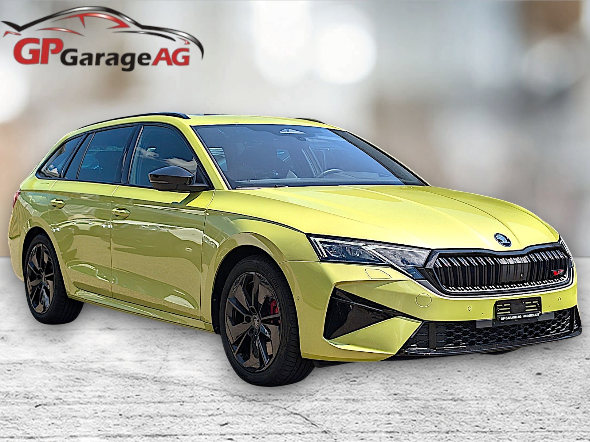 SKODA Octavia Combi 2.0 TSI DSG RS-image-6