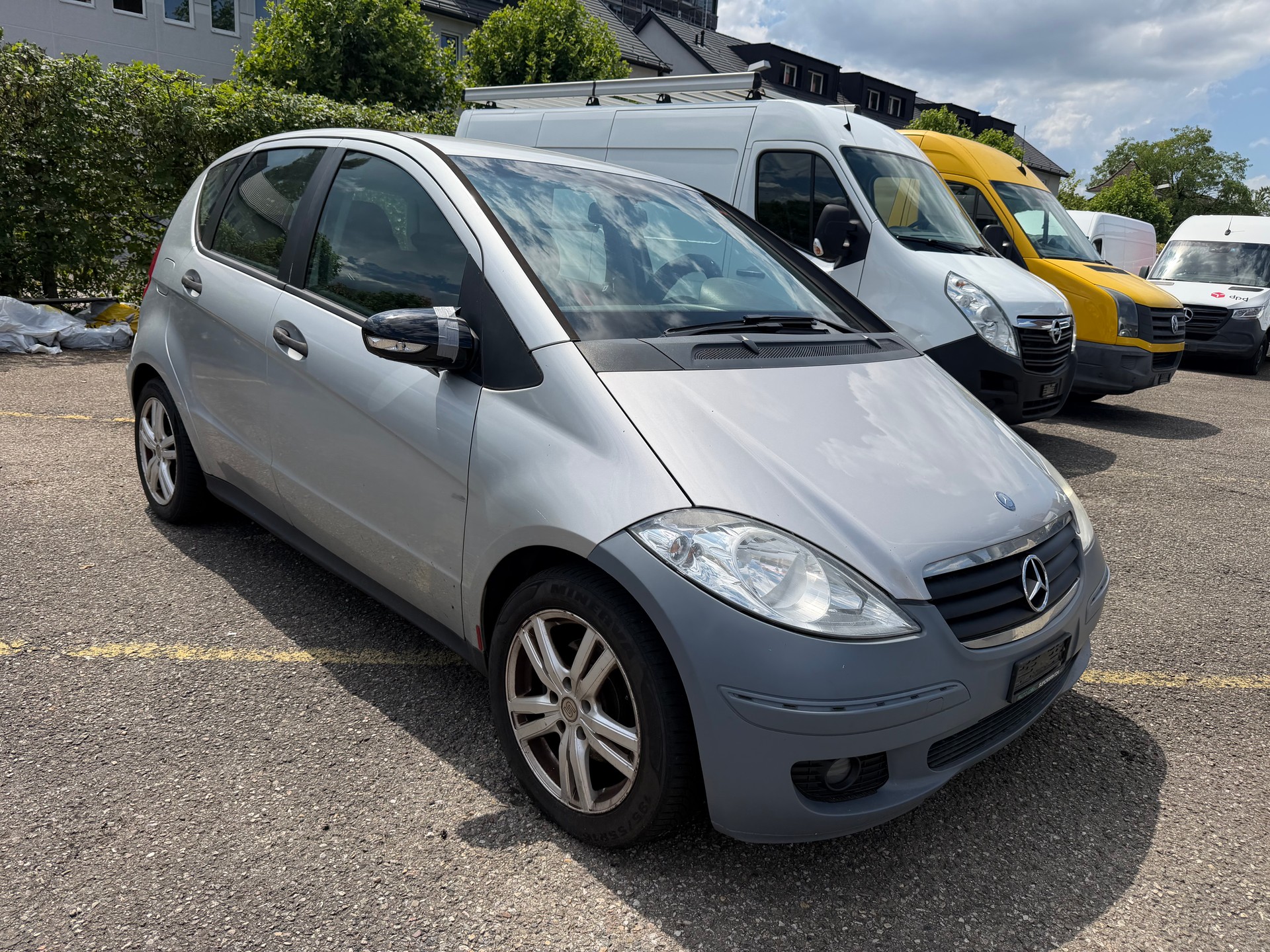 MERCEDES-BENZ A 200 Avantgarde-image-5