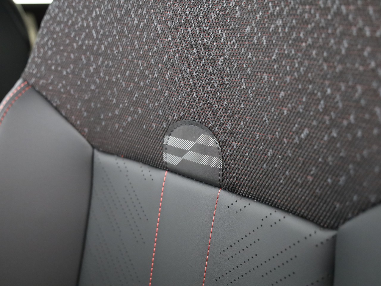 MINI Countryman S ALL4 Steptronic-image-12