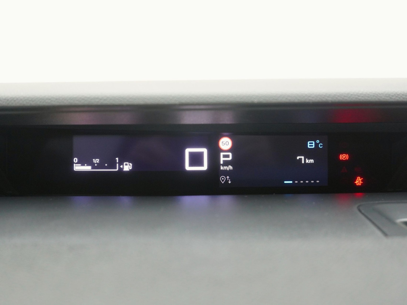CITROEN C3 1.2 Hybrid Max-image-10