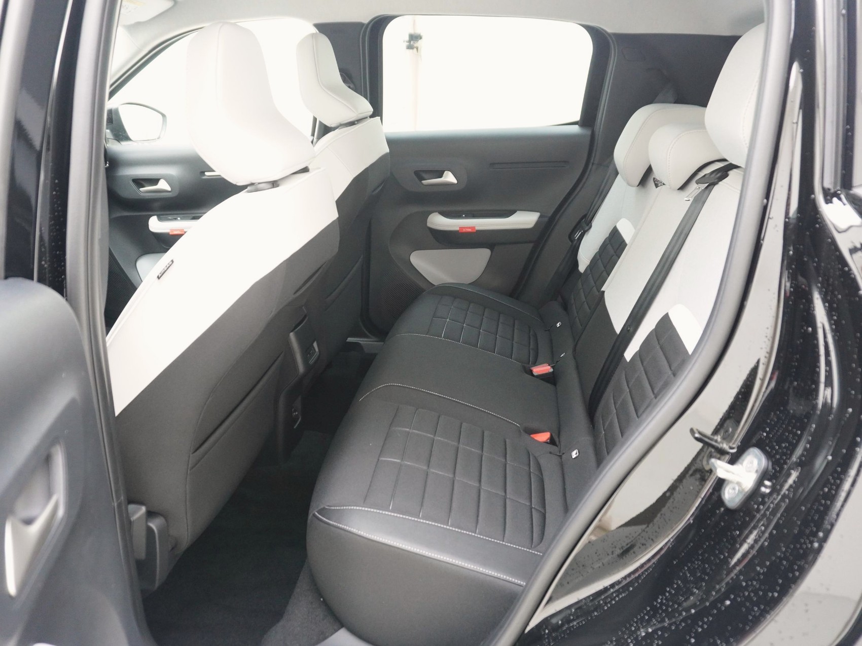 CITROEN C3 1.2 Hybrid Max-image-16
