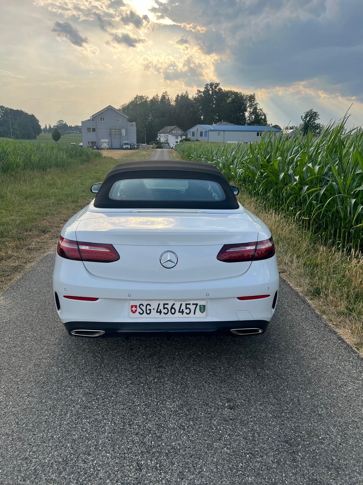 MERCEDES-BENZ E 450 AMG Line 4matic-image-1