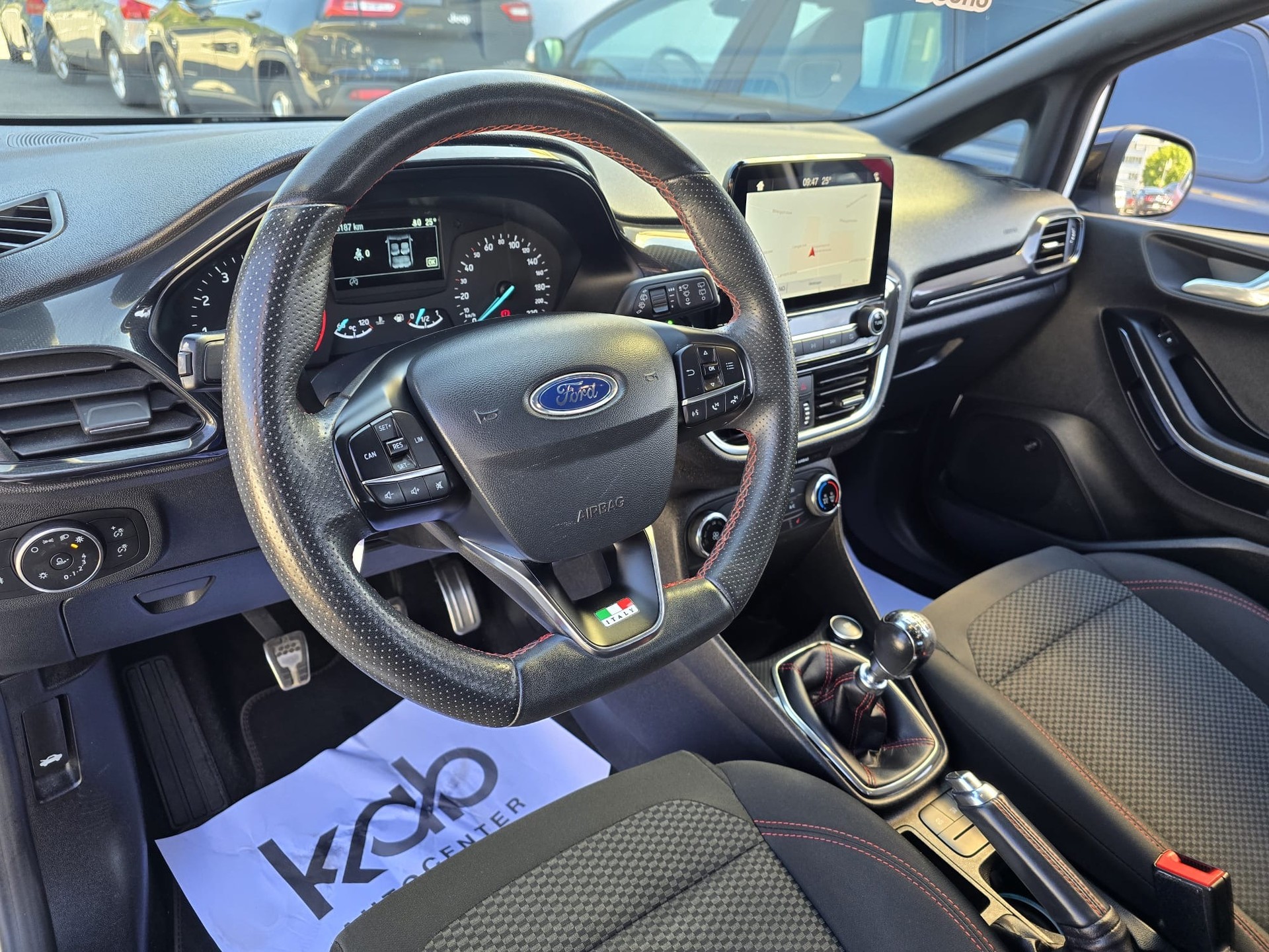 FORD Fiesta 1.0 SCTi ST Line-image-10