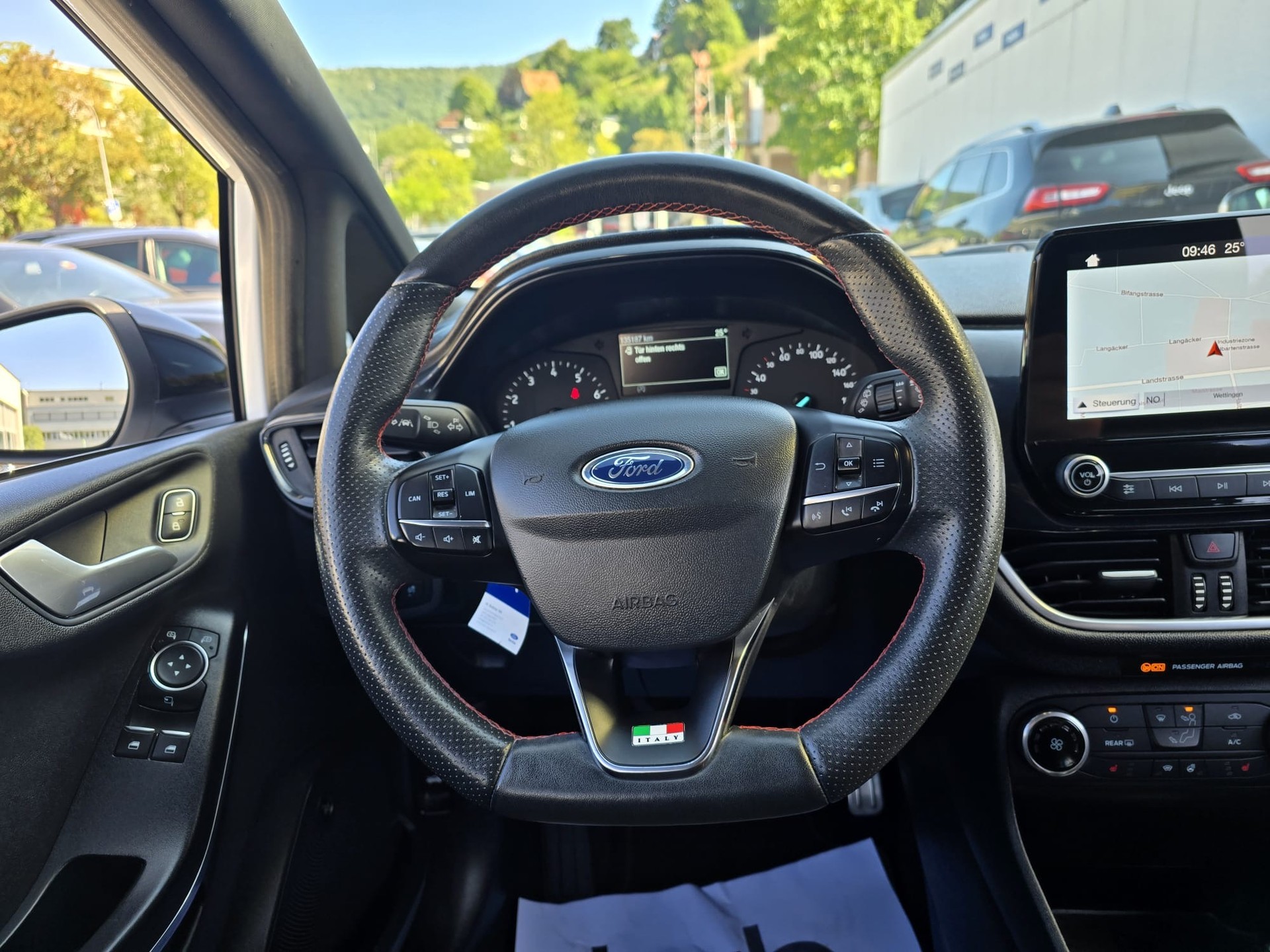 FORD Fiesta 1.0 SCTi ST Line-image-11