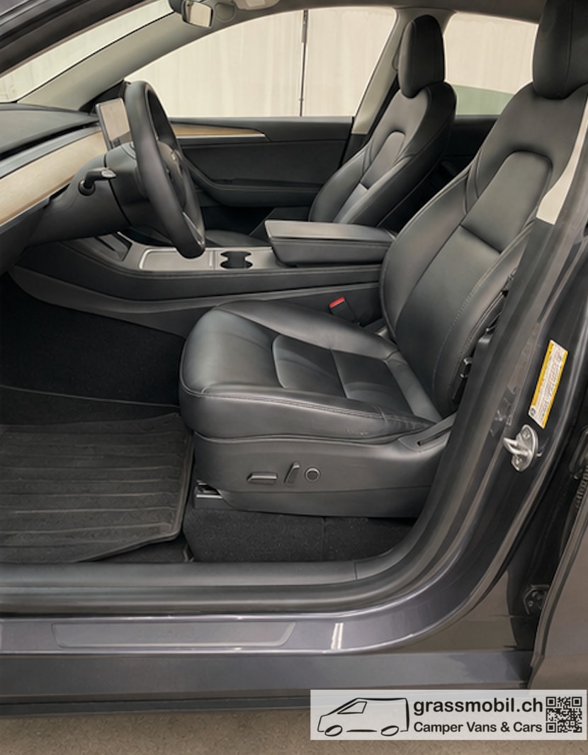 TESLA Model Y Long Range-image-2