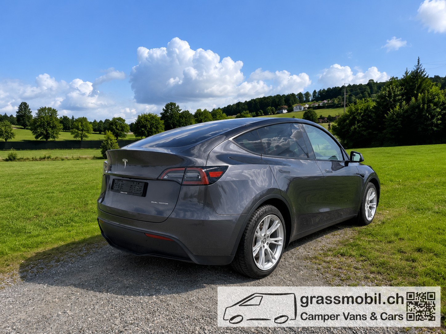 TESLA Model Y Long Range-image-1