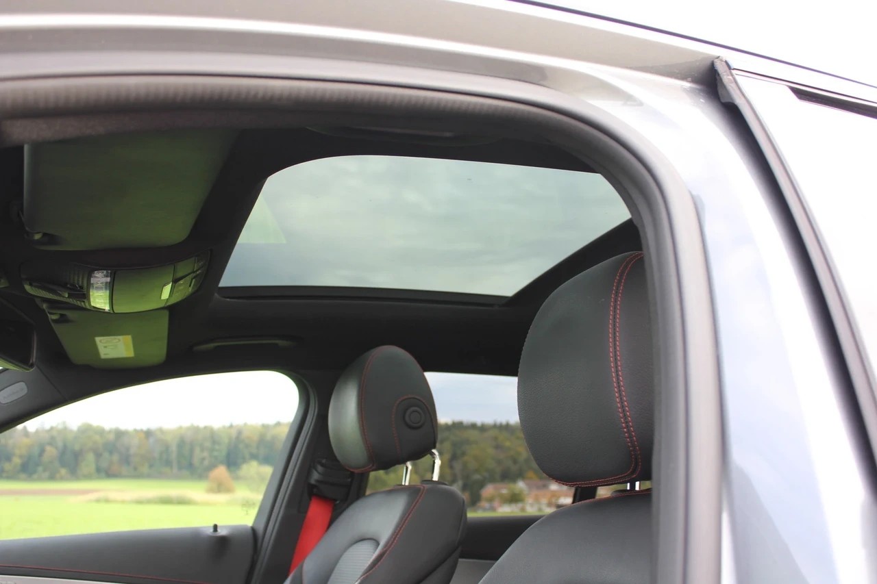 MERCEDES-BENZ C 43 AMG 4Matic 9G-Tronic-image-12
