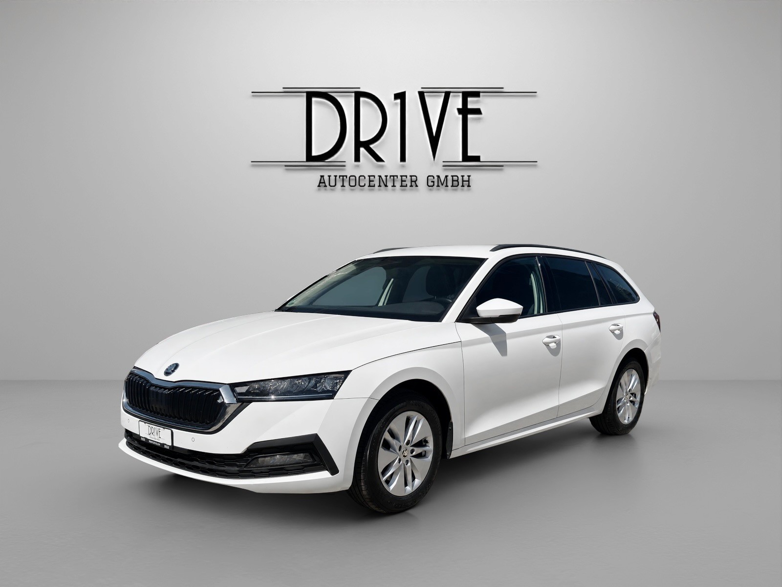 SKODA Octavia Combi 2.0 TDI DSG Ambition 4x4-image-0
