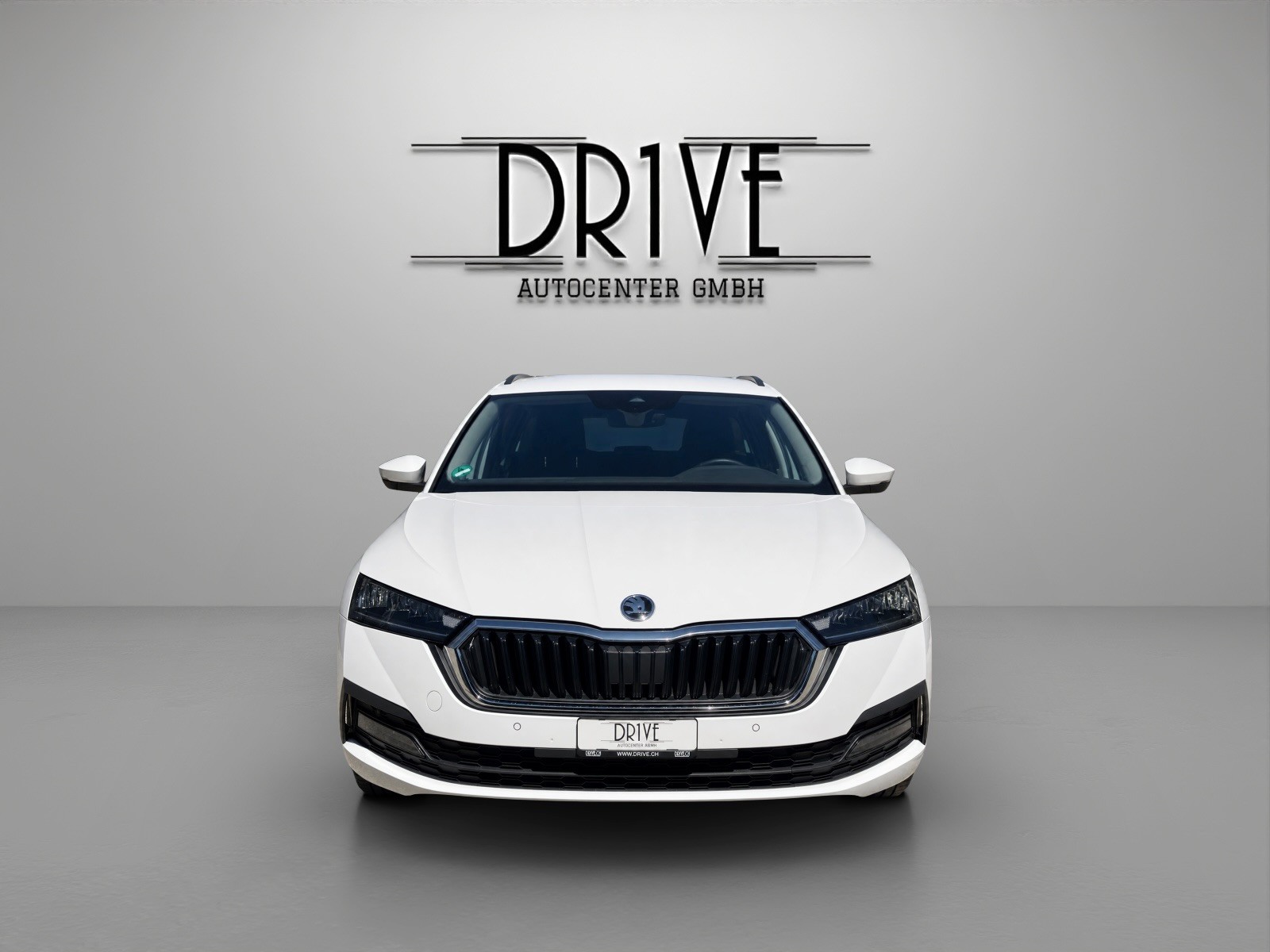 SKODA Octavia Combi 2.0 TDI DSG Ambition 4x4-image-1