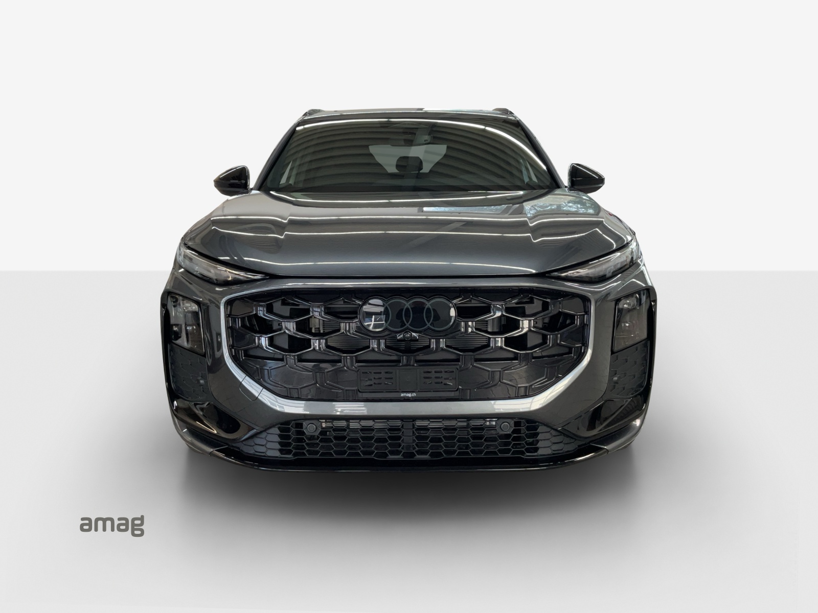 AUDI Q3 SUV e-hybrid 200 kW S tronig-image-6