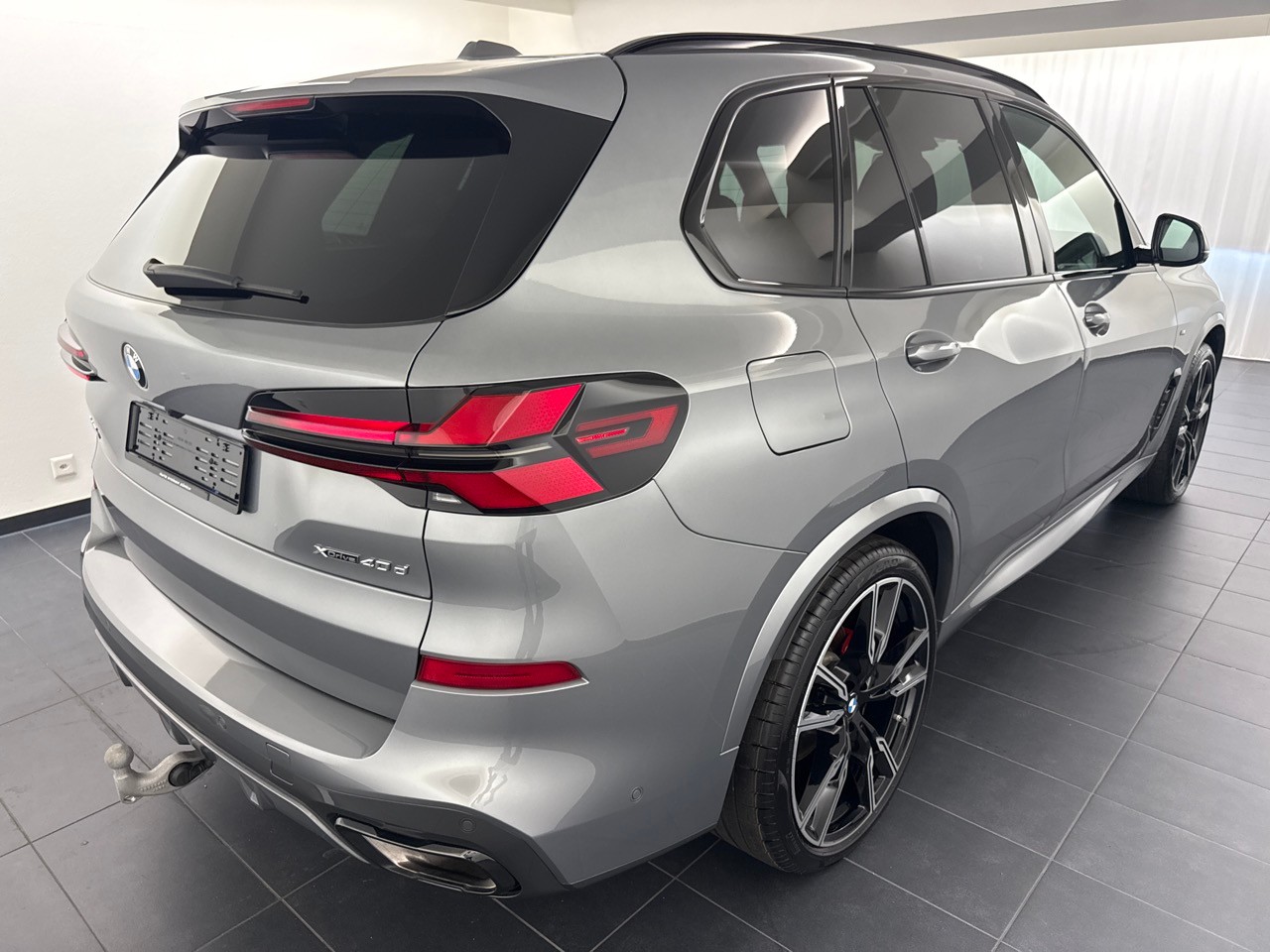 BMW X5 xD 48V 40d M Sport Pro '' inkl. AHK & Standheizung''-image-2