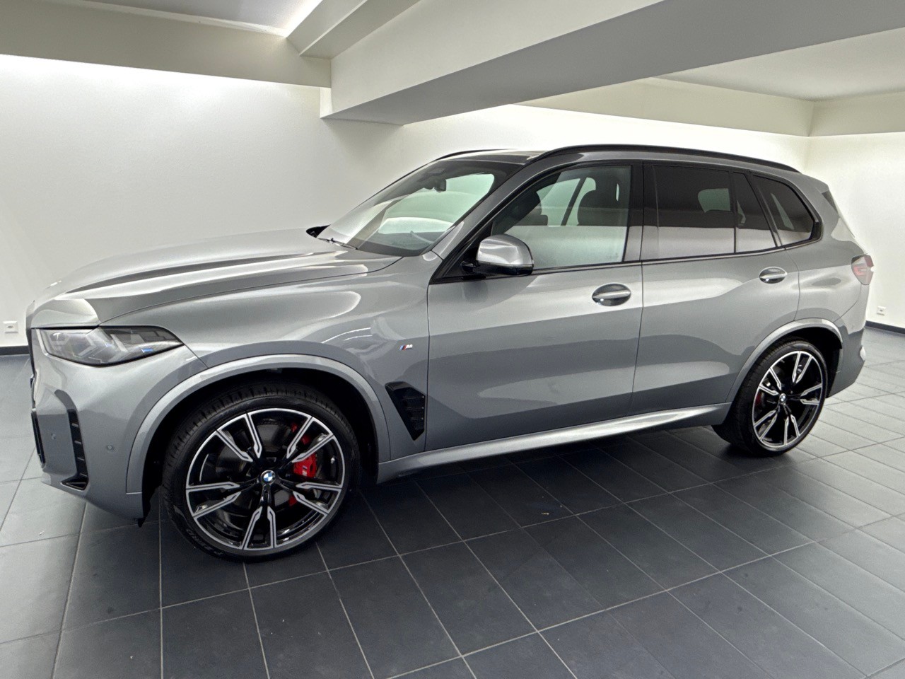 BMW X5 xD 48V 40d M Sport Pro '' inkl. AHK & Standheizung''-image-17