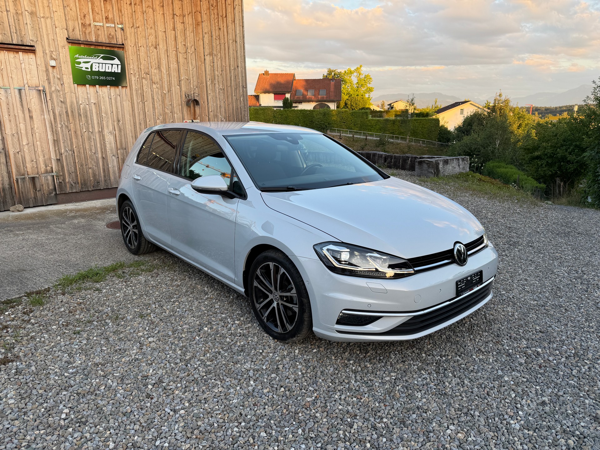 VW Golf 1.5 TSI EVO Highline DSG-image-2