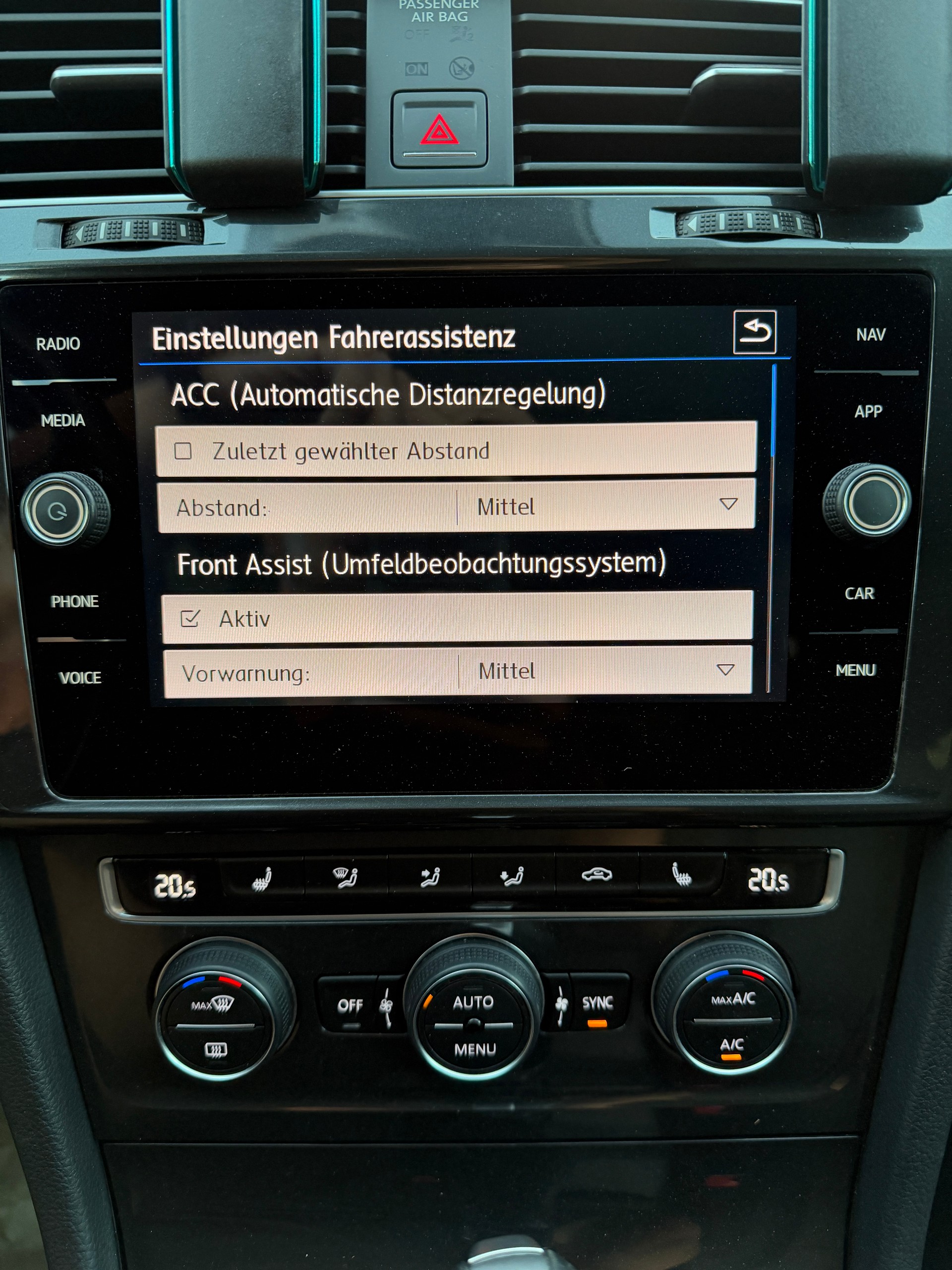 VW Golf 1.5 TSI EVO Highline DSG-image-12