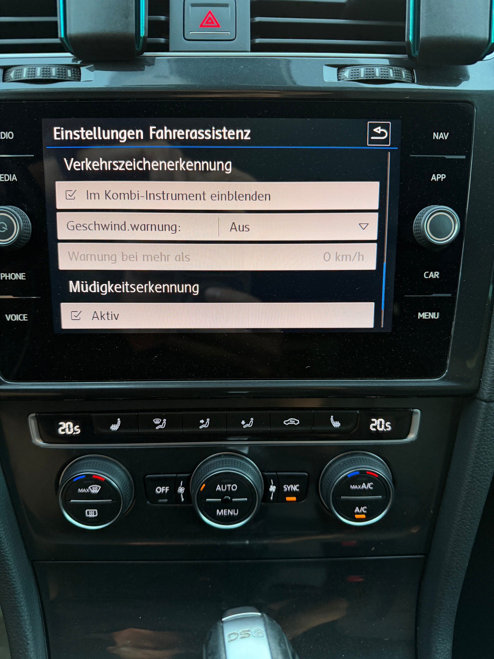 VW Golf 1.5 TSI EVO Highline DSG-image-14