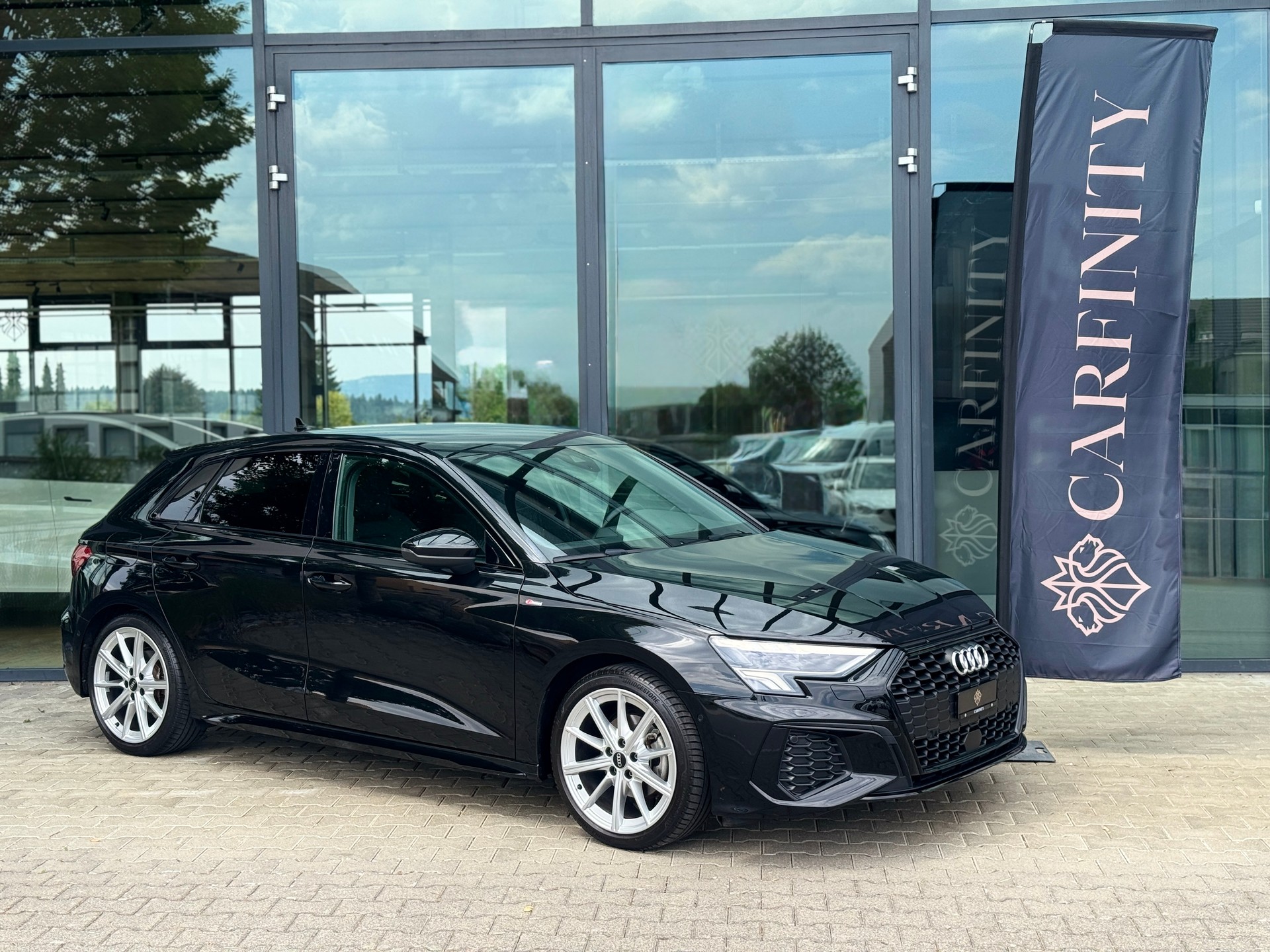 AUDI A3 Sportback 35 TFSI S line S-tronic-image-0