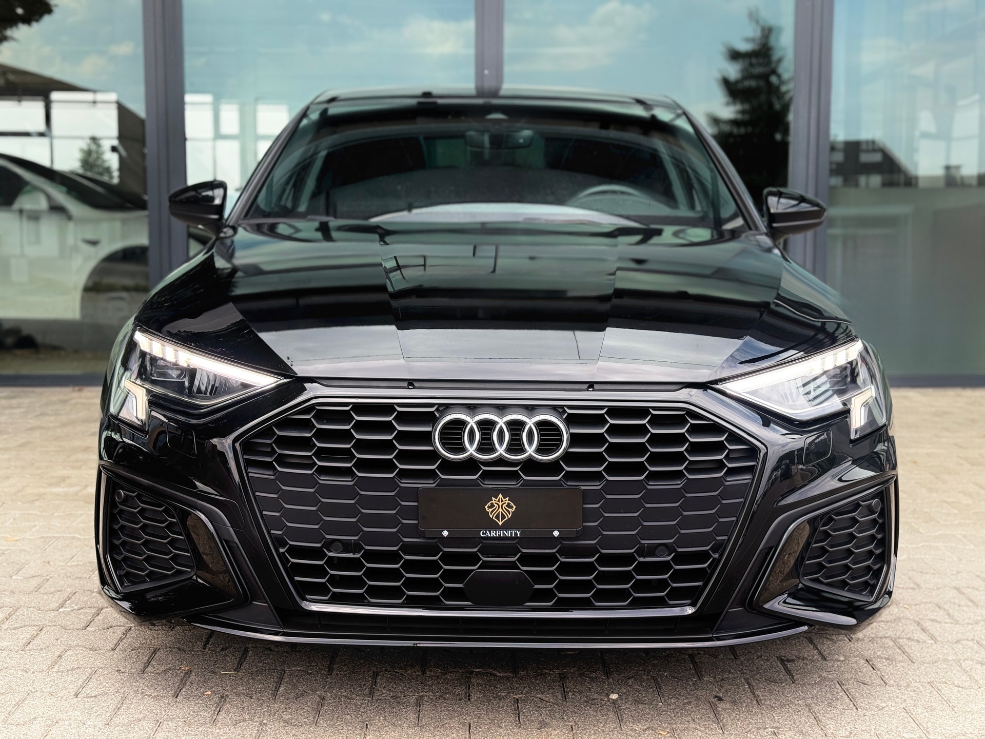 AUDI A3 Sportback 35 TFSI S line S-tronic-image-1