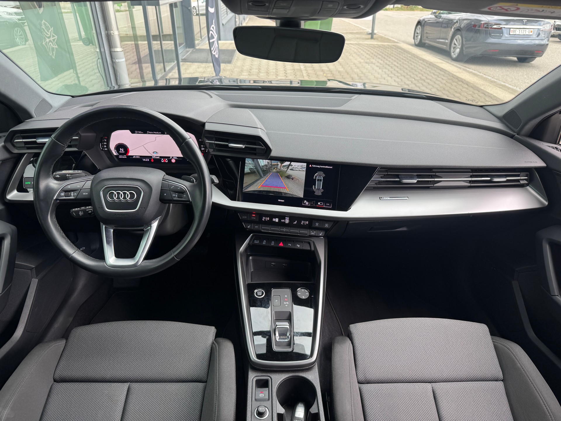AUDI A3 Sportback 35 TFSI S line S-tronic-image-7