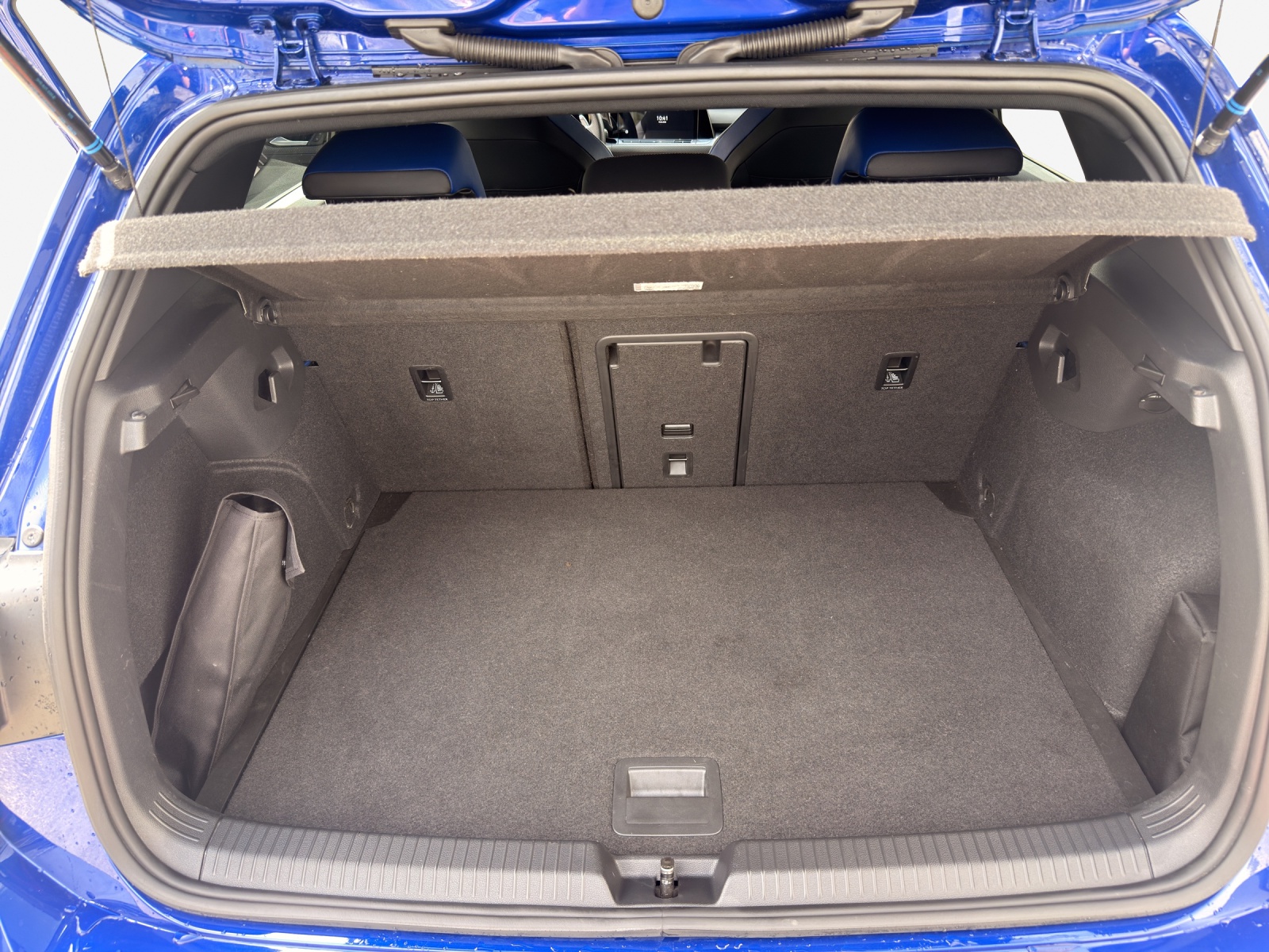 VW Golf 2.0 TSI R DSG 4Motion-image-12